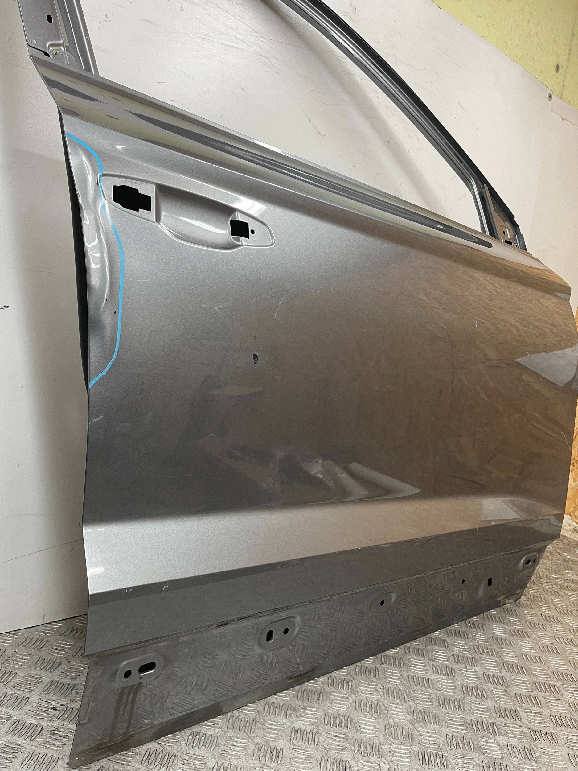 door front front right SKODA KAROQ ATECA 16