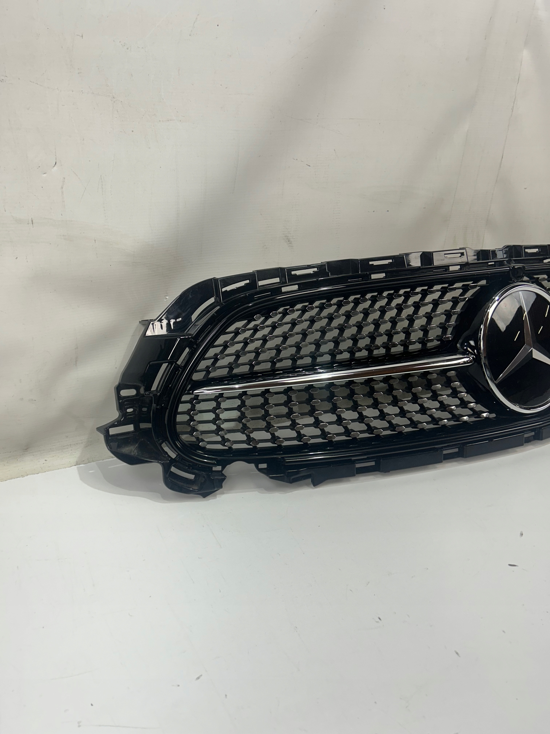 MERCEDES E COUPE W238 238 A2388883100 GRILL ATRAPA ZDERZAKA Producent części Mercedes-Benz OE