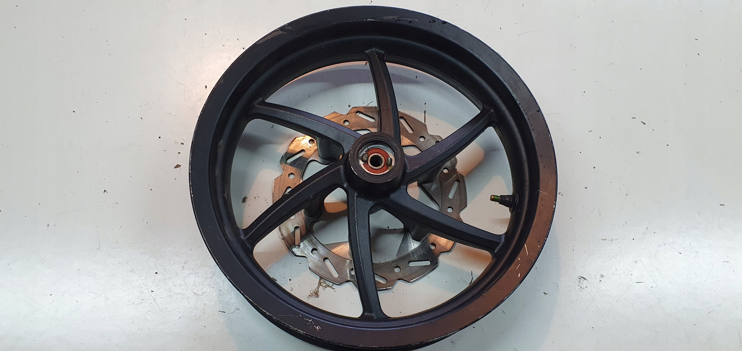 Kymco SUPER 8 50i 19R обод ПЕРЕДНИЙ14 дюймов диск