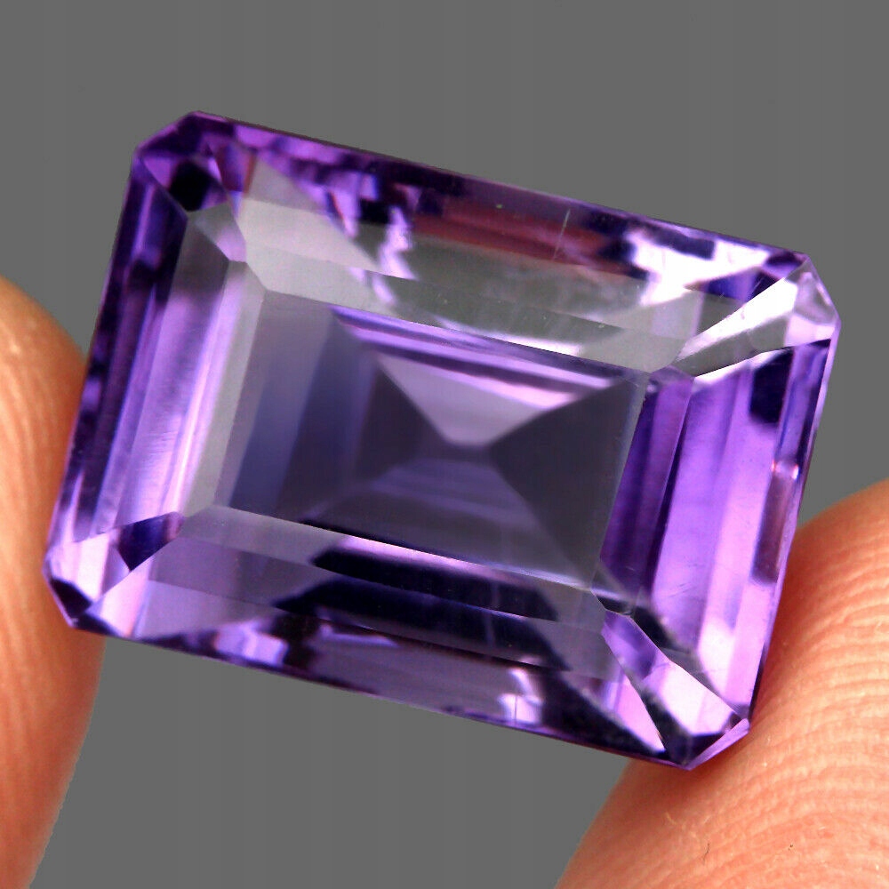 Přírodní kámen ametyst 24.45ct If