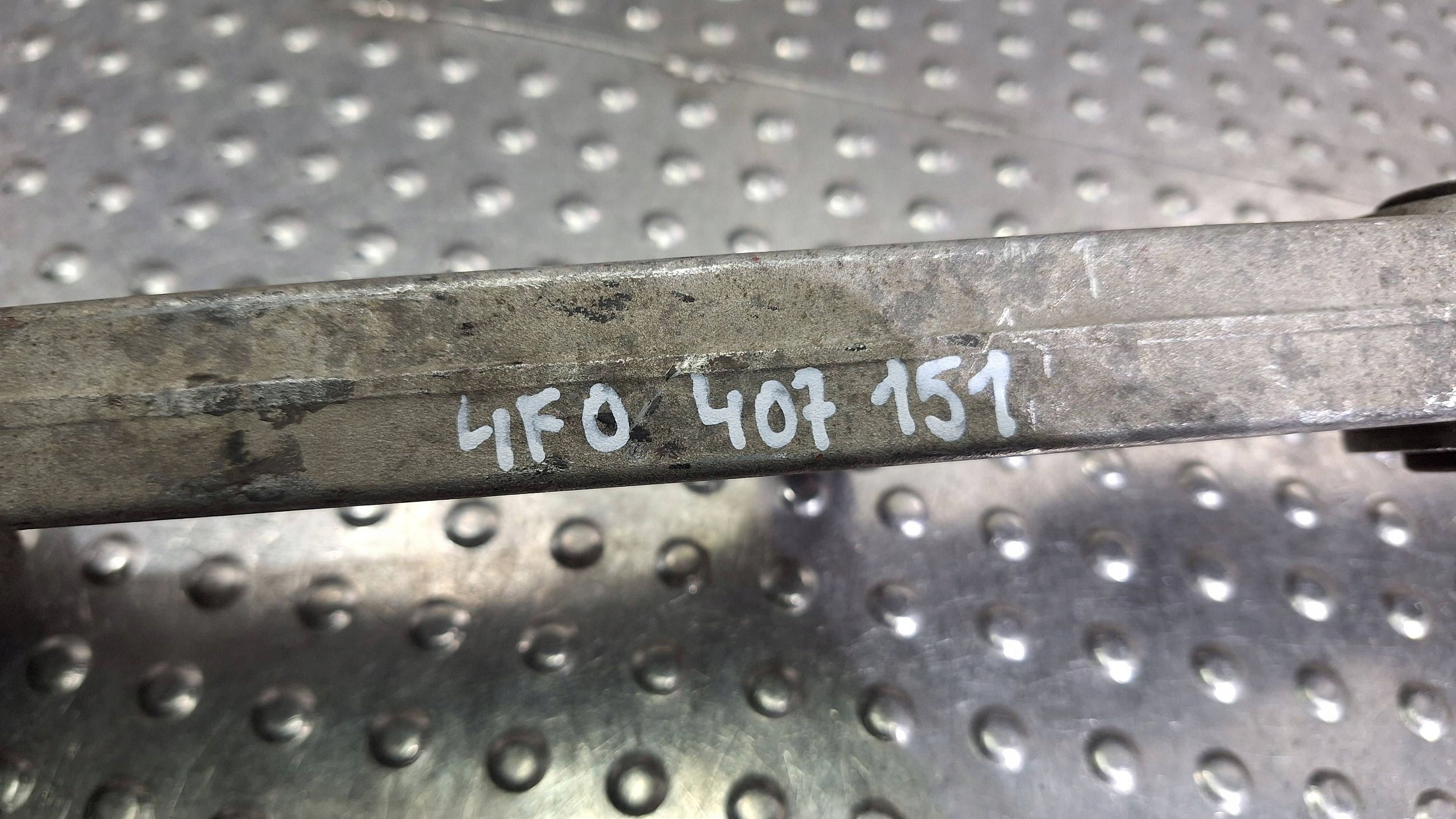 arm left right front lower 4F0407151 AUDI A6 C6
