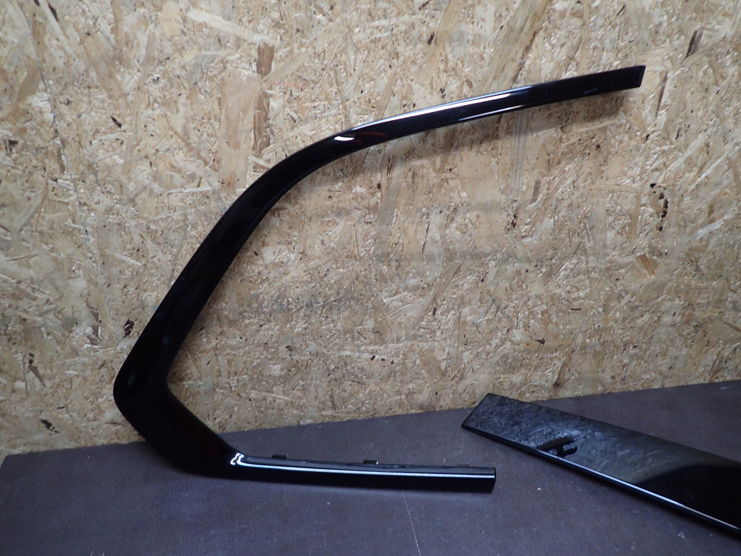 decorative trim door windows BMW X5 G05 M PAKIET
