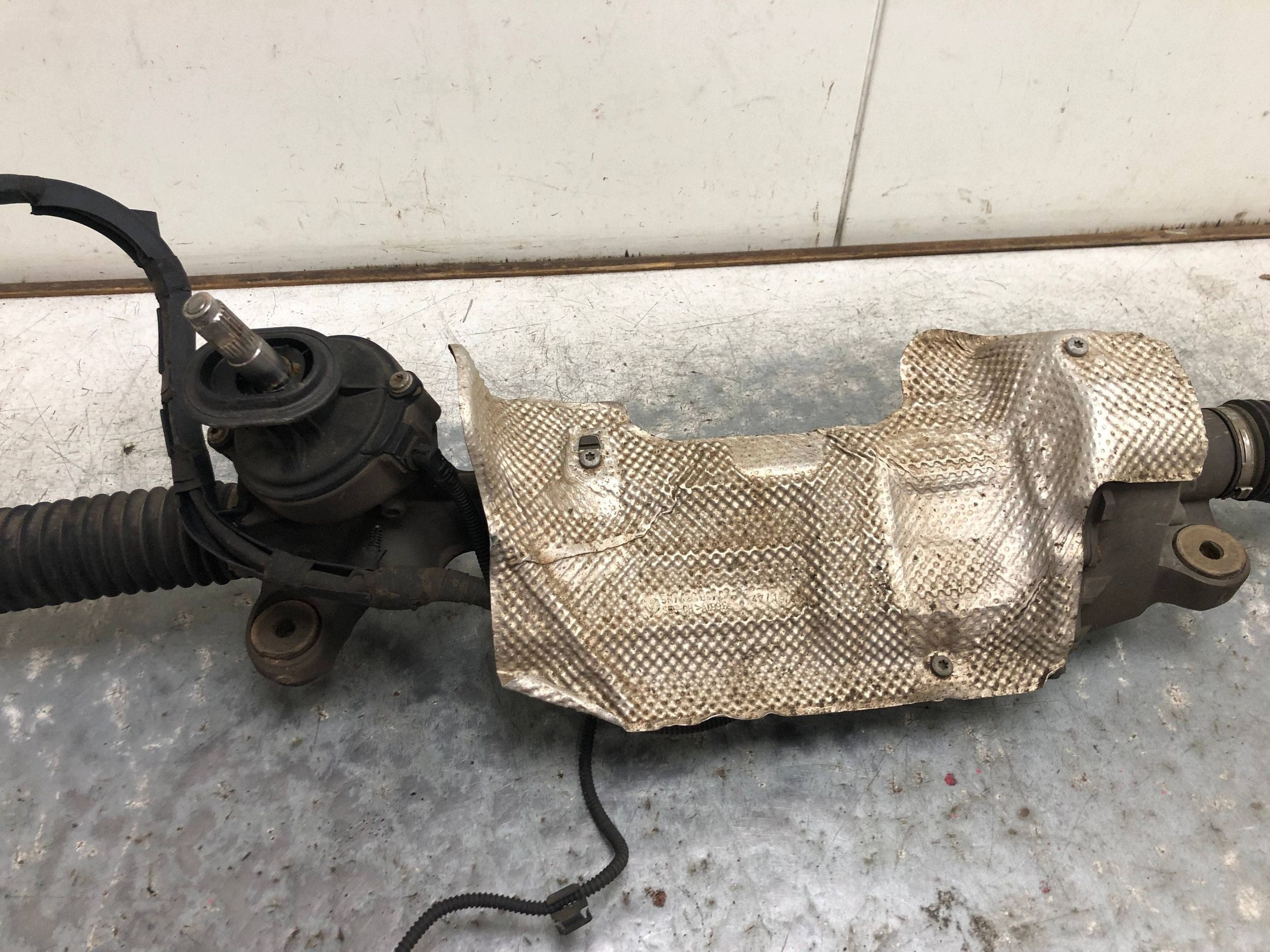 servo control VW PASSAT B7 5N1909144R 3C1423103R