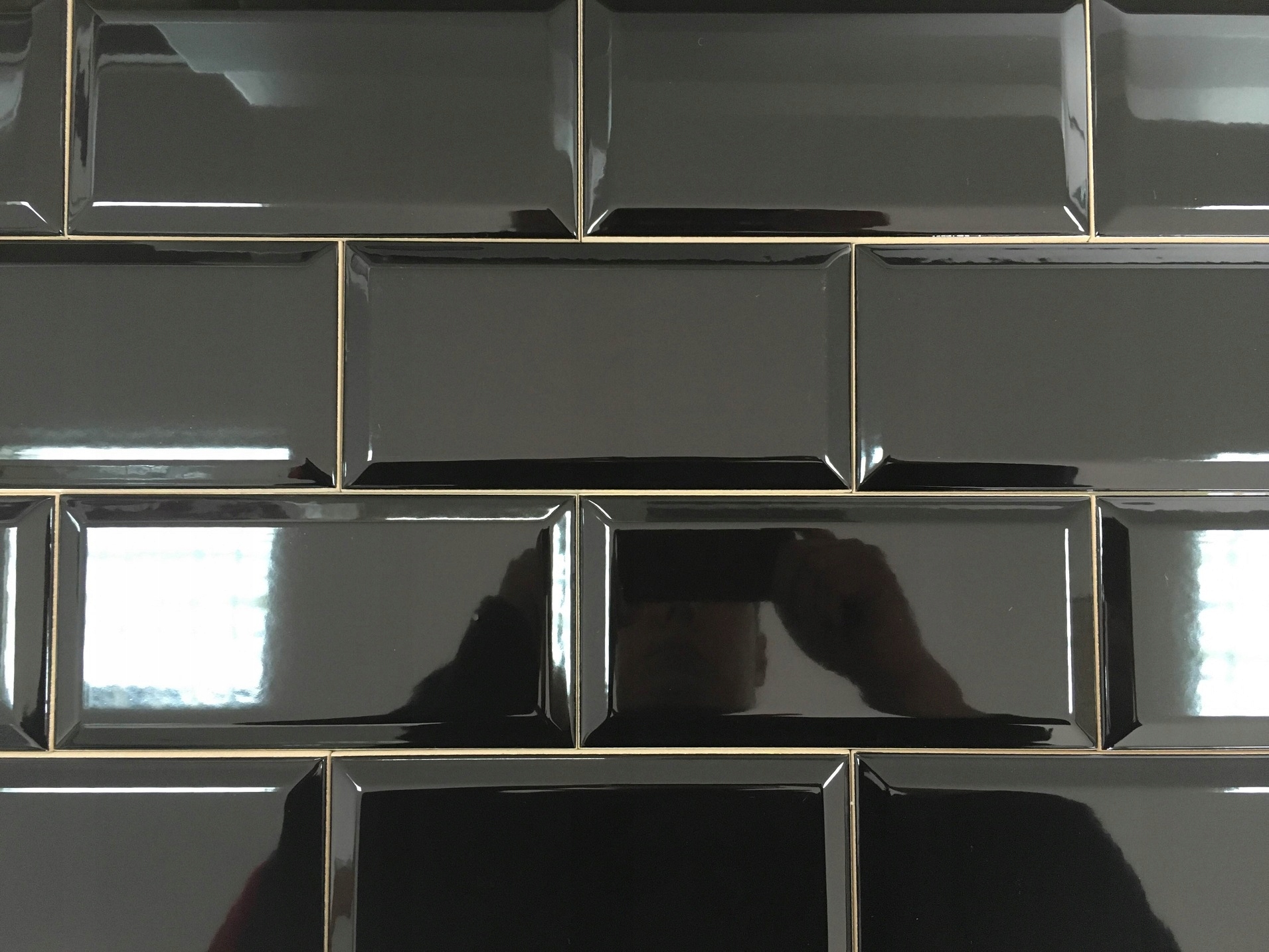 Płytki kafle Czarne Nero 10x20 ściana Tamoe Parady