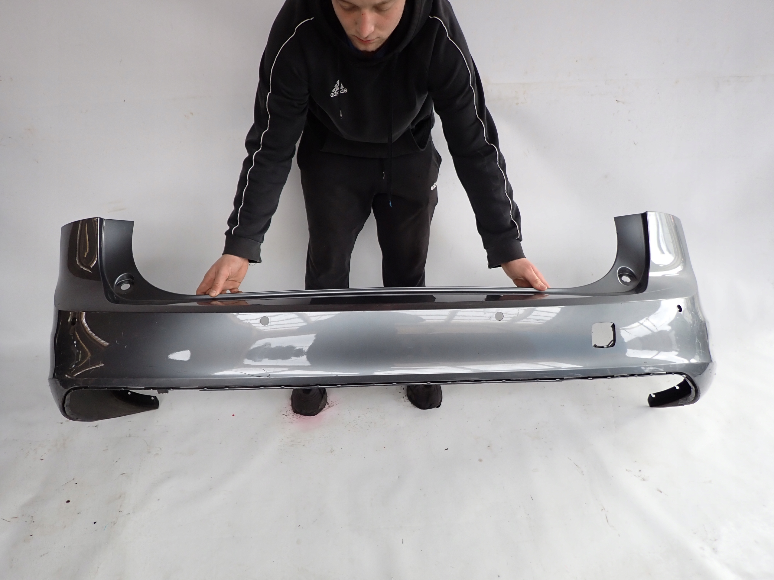 VOLVO V90 16-> bumper rear part rear PDC 31383315