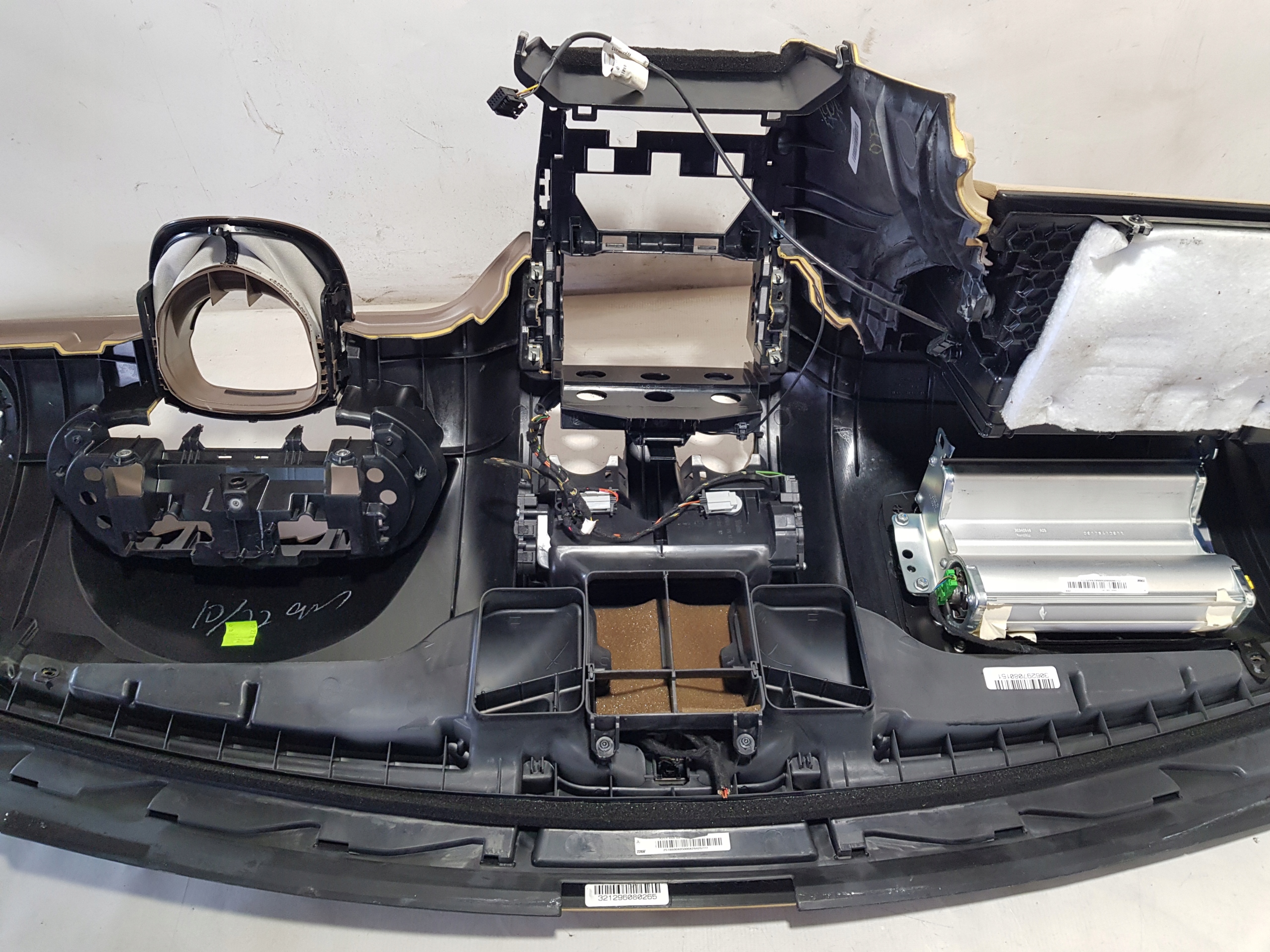 консоль торпеда MERCEDES ML W164 РЕСТАЙЛИНГ европа