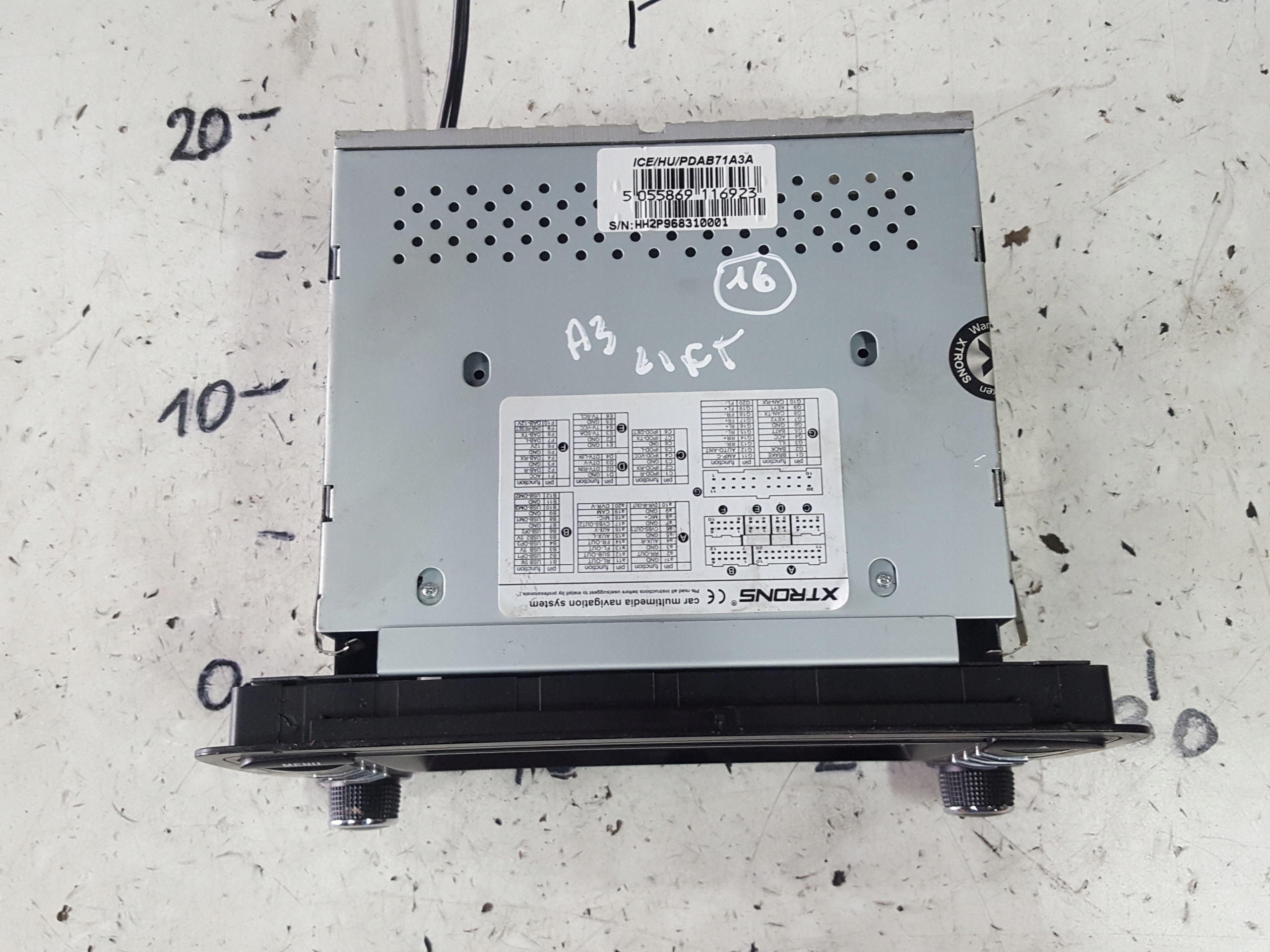 AUDI A3 8P 03-12r RADIO NAWIGACJA XTRONS Producent części XTRONS