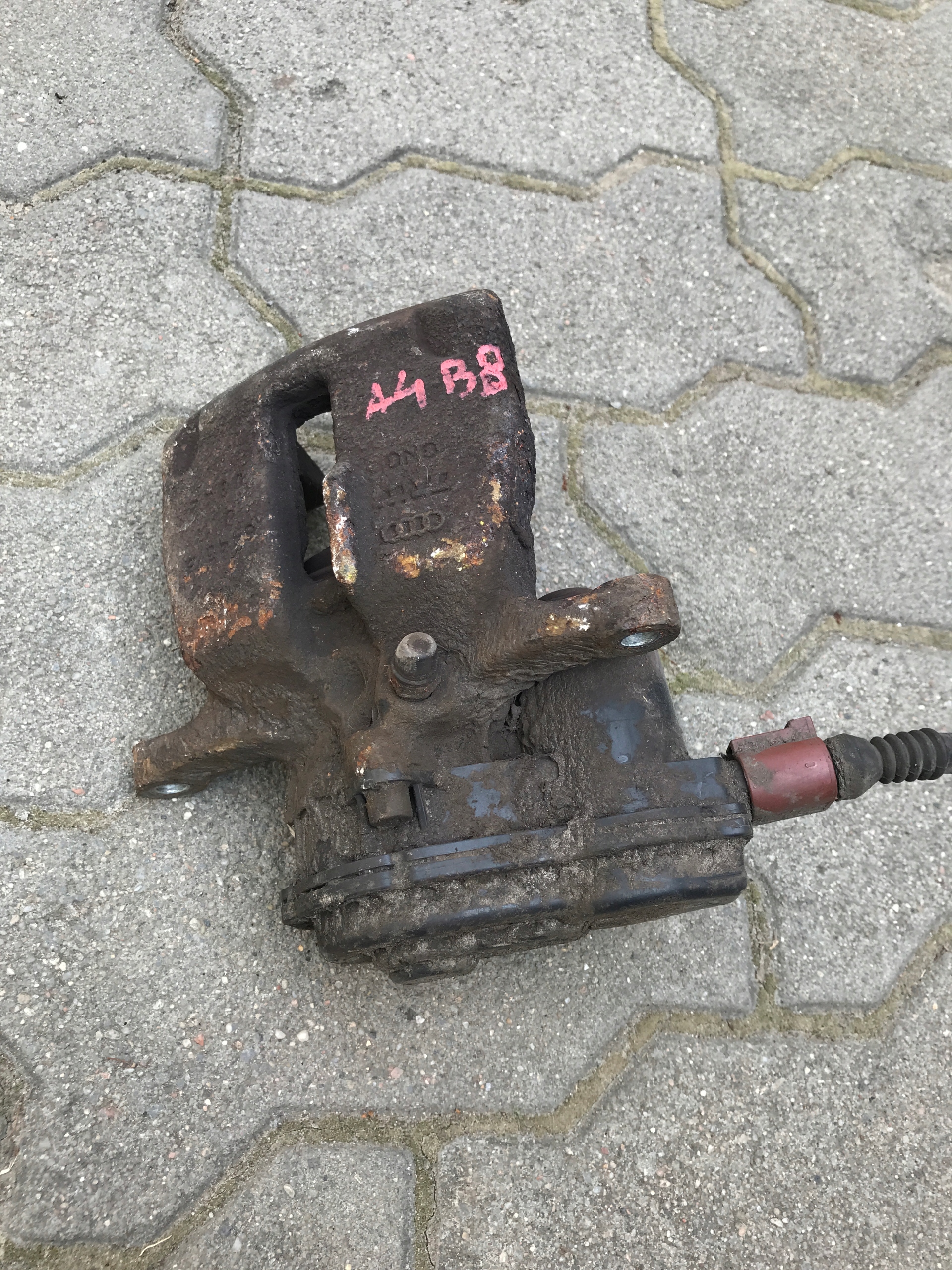 calipers brake left right rear part AUDI A4 B8