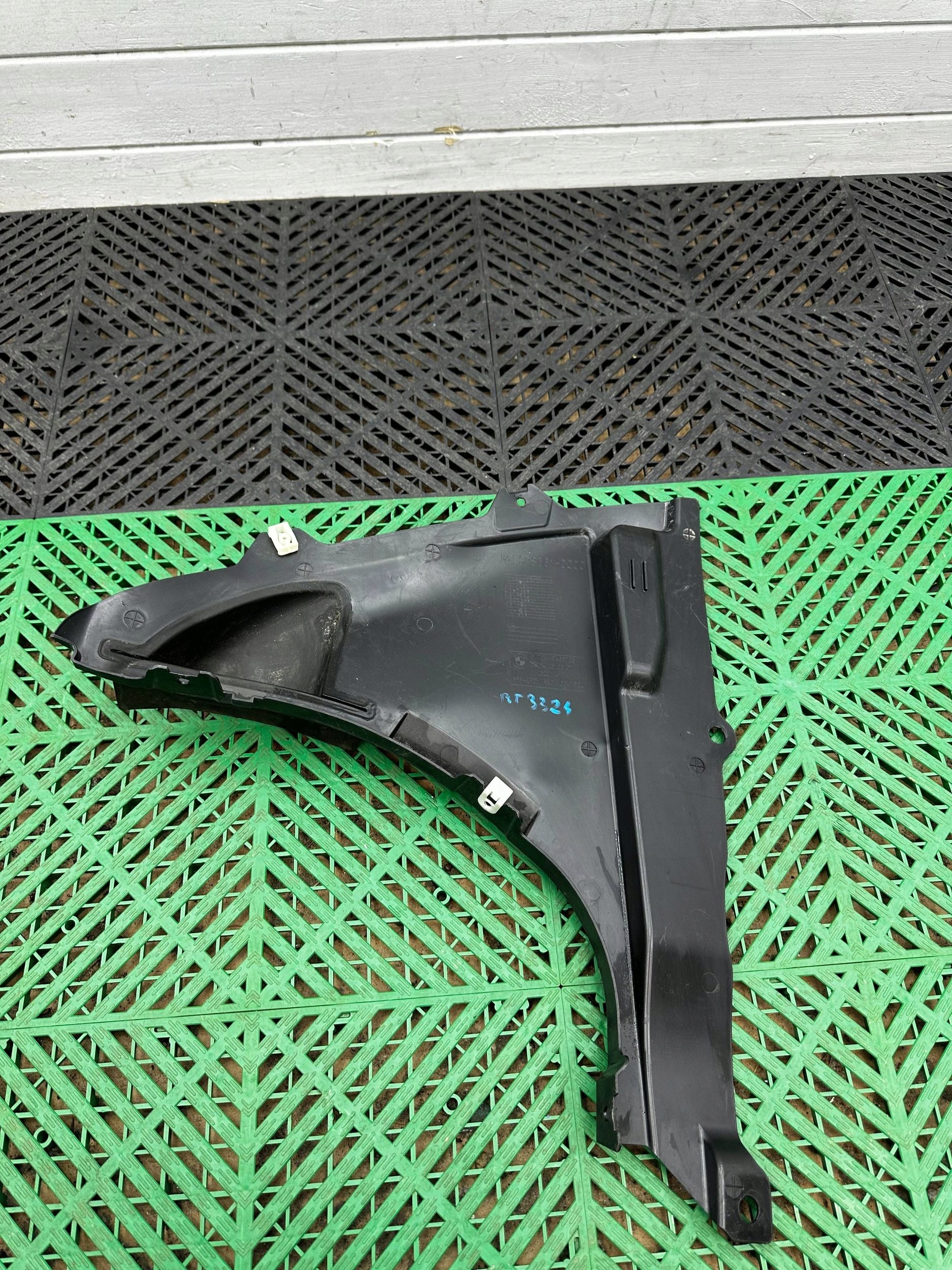 mudguard front BMW X1 U11 9465703