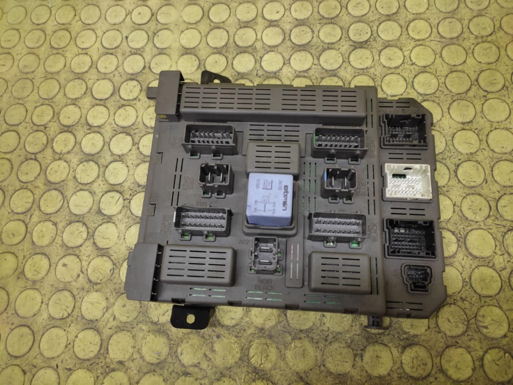 PEUGEOT 607 Module Boîte BSI 9643577180