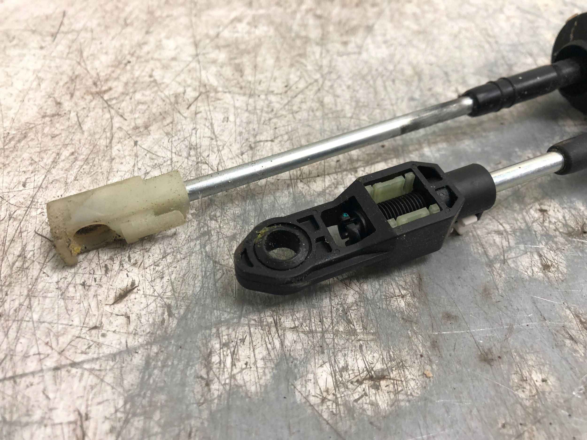 Bowdenzug Schalt getriebe SUZUKI SWIFT MK6