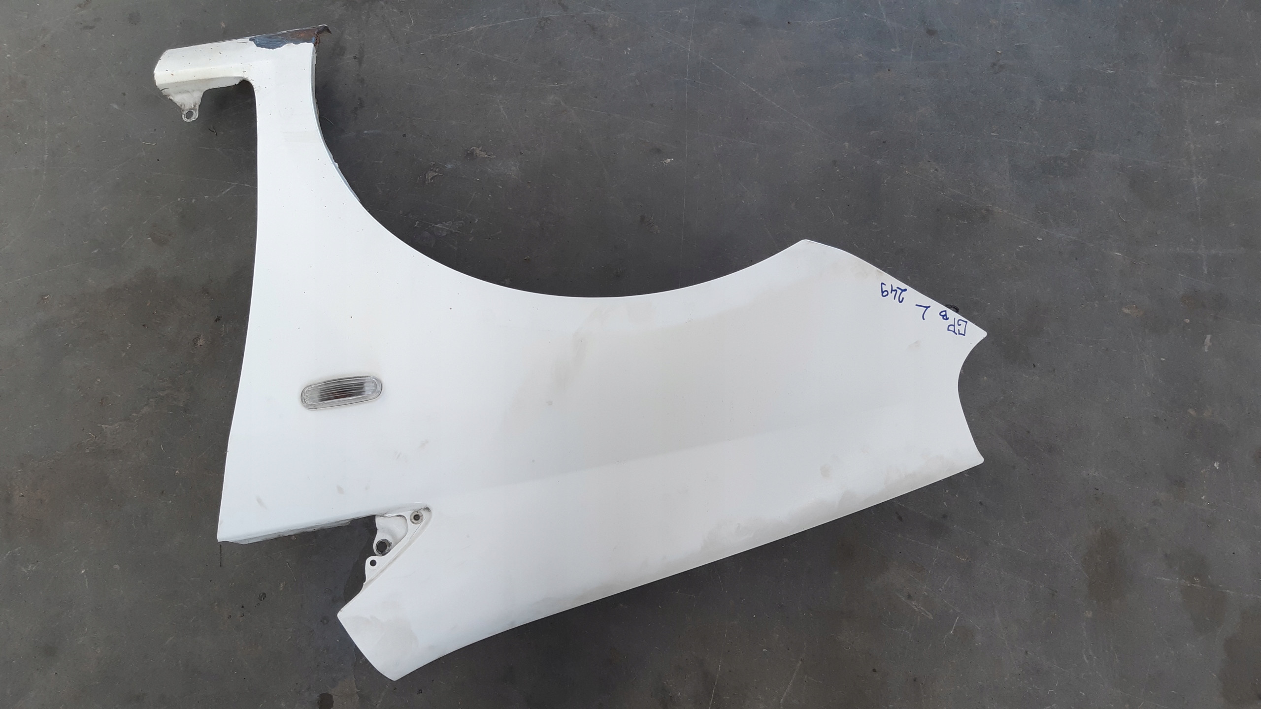 fender left front 3d 249 Fiat Grande Punto