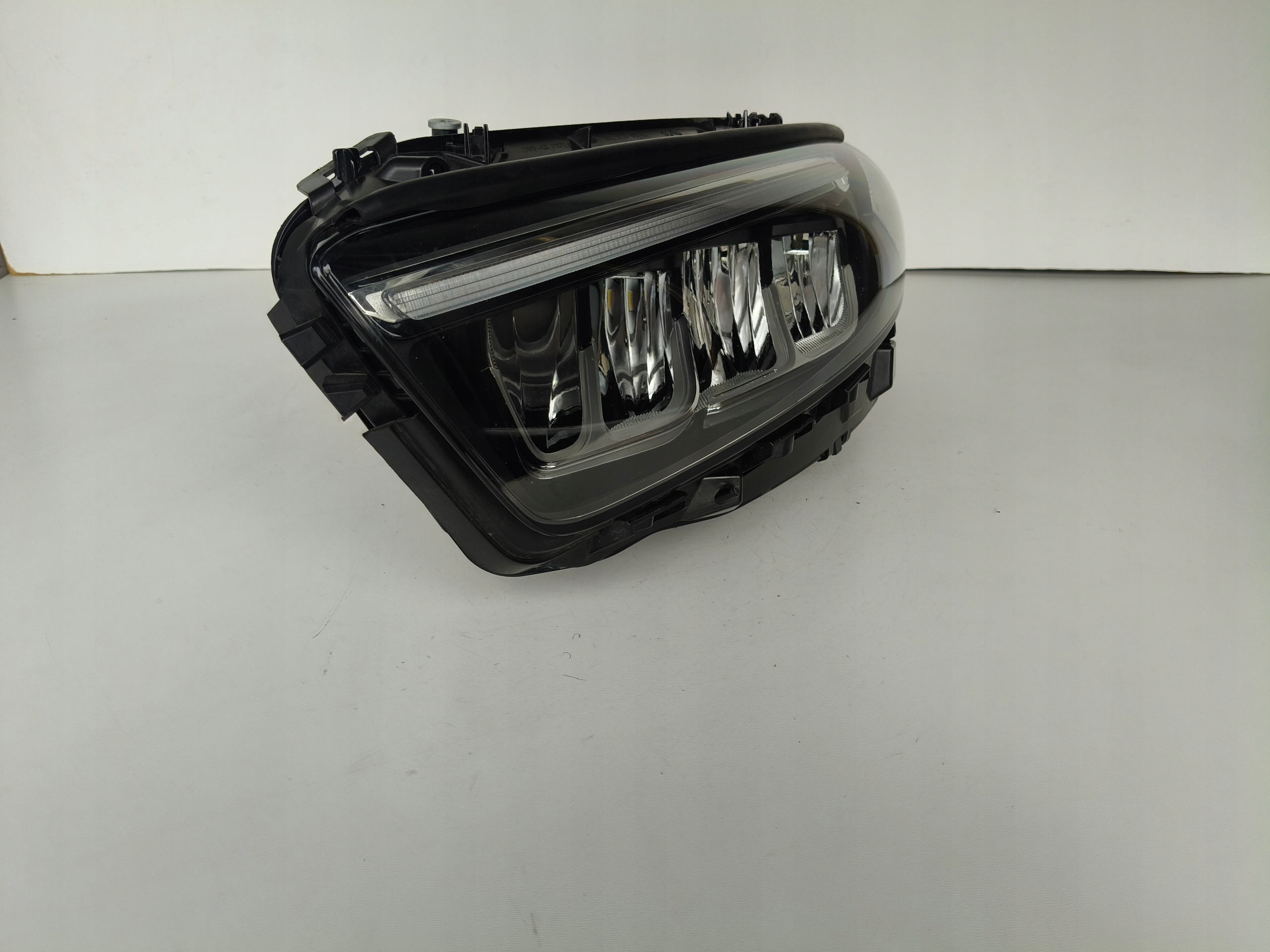 light left REFLEKTOR MERCEDES A-KLASA W177 22- LIFT FULL LED
