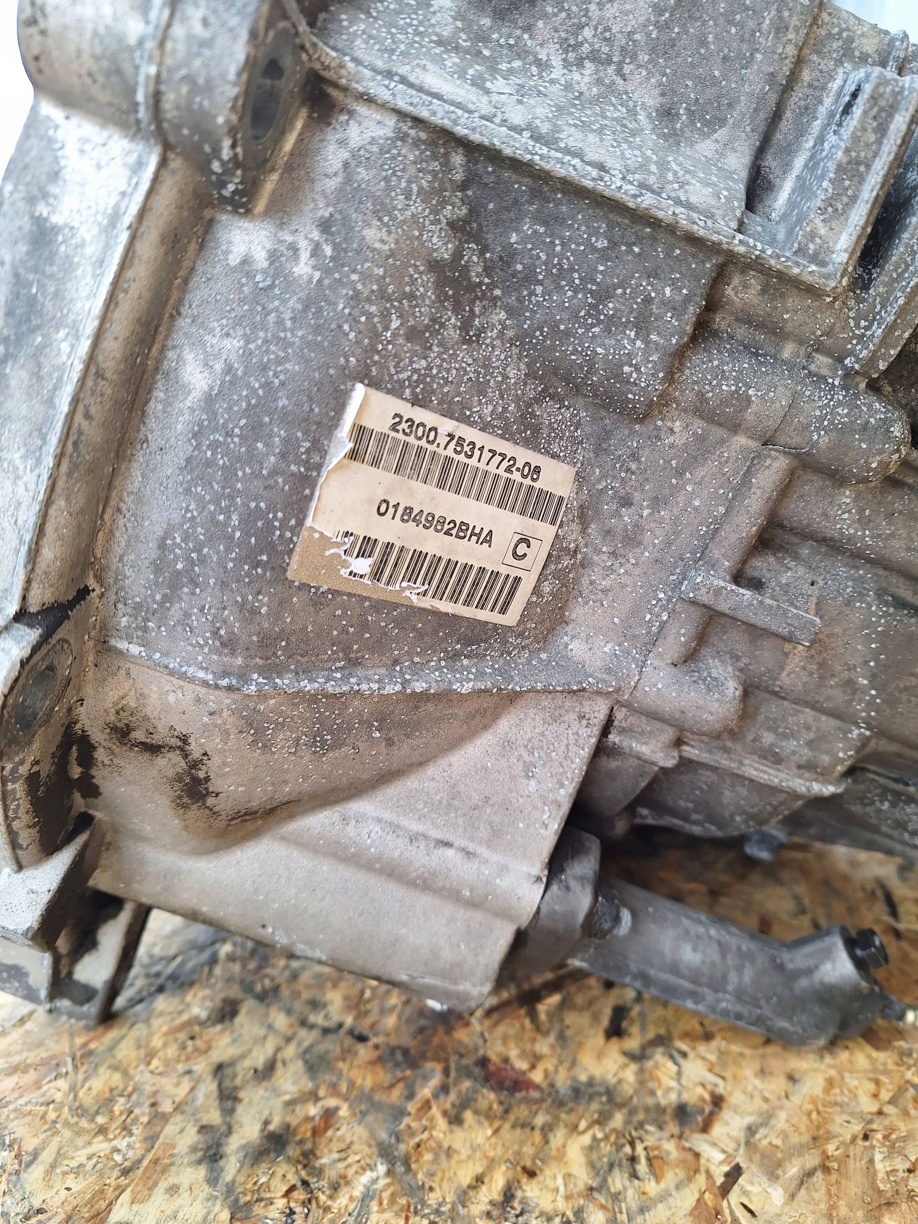 Getriebe MINI COOPER 1.6 b R50 R52 LIFT 04-06 7531772
