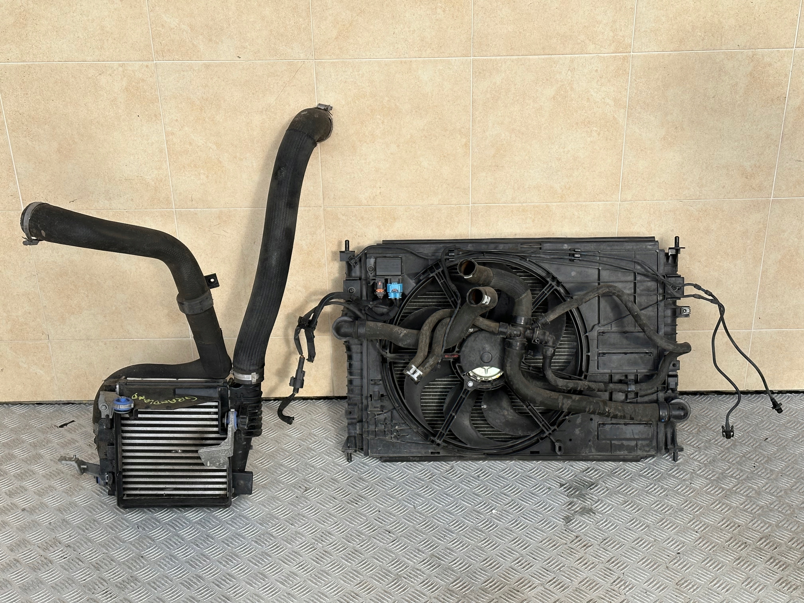 RADIATOR OPEL GRANDLAND X HDI 2017 ROK