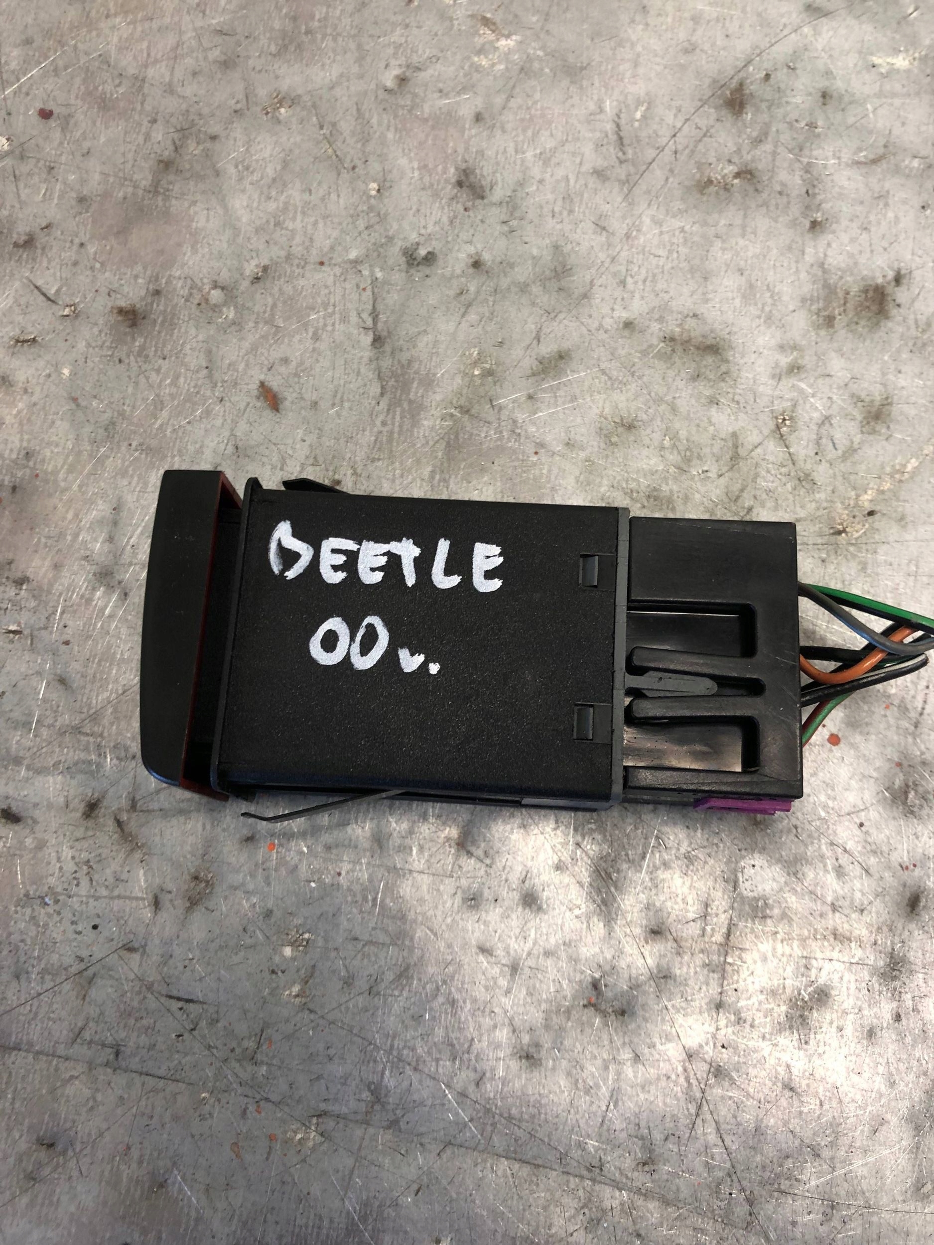 light switch of warning lights VW NEW BEETLE 1C0953235