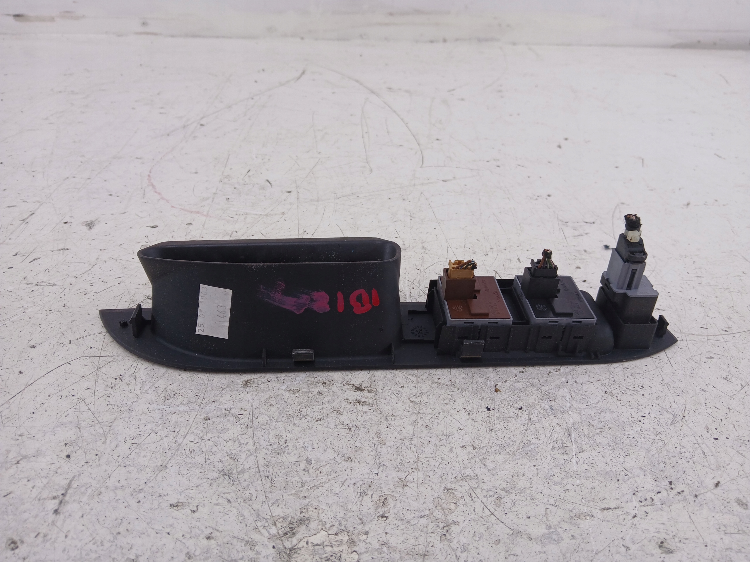 SEAT IBIZA III PANEL okna levý předek