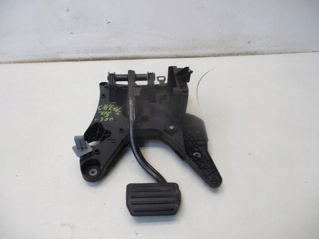 педаль тормоза PORSCHE Cayenne 7P5 3.0 d