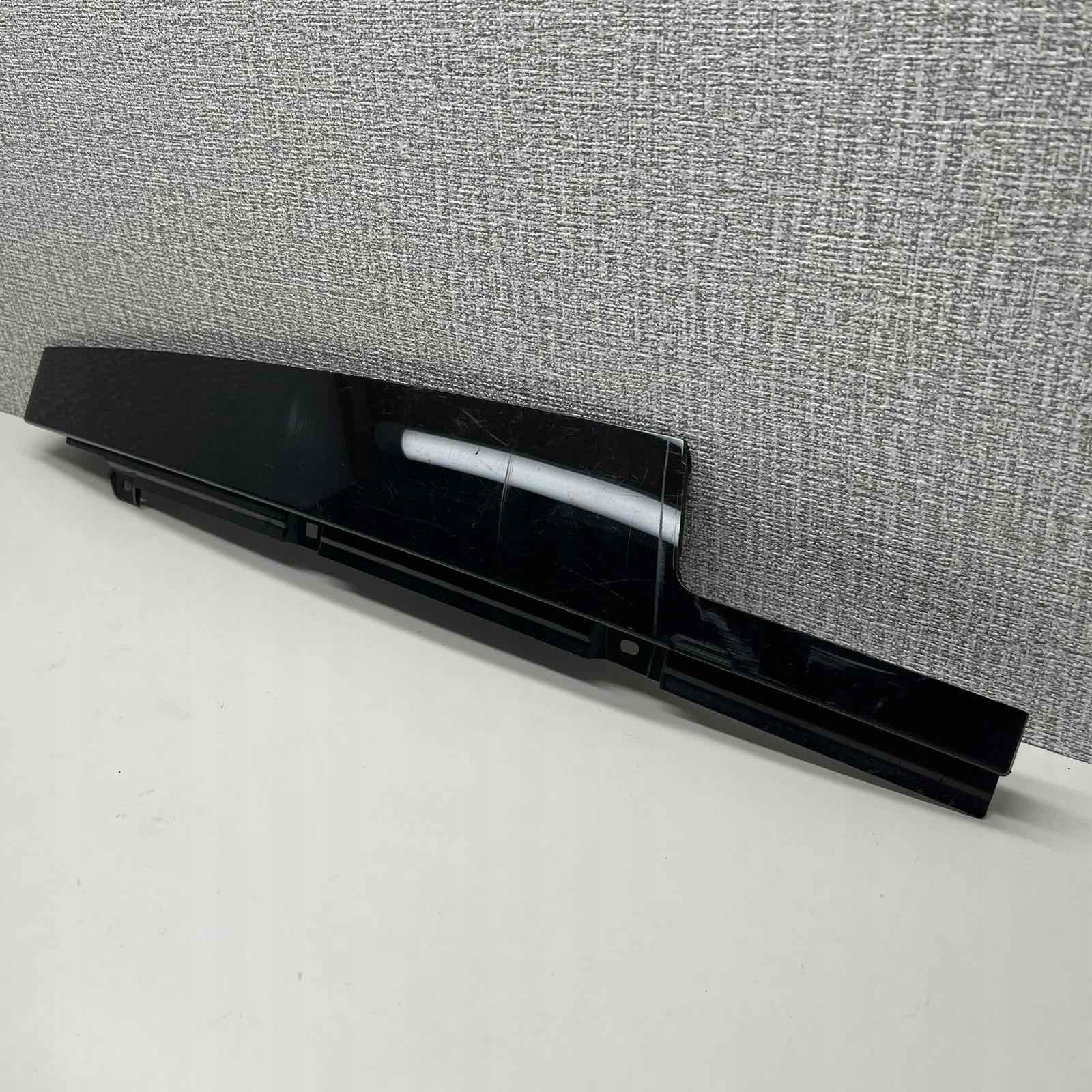 VOLVO XC60 moulding door vertical left front 32216798
