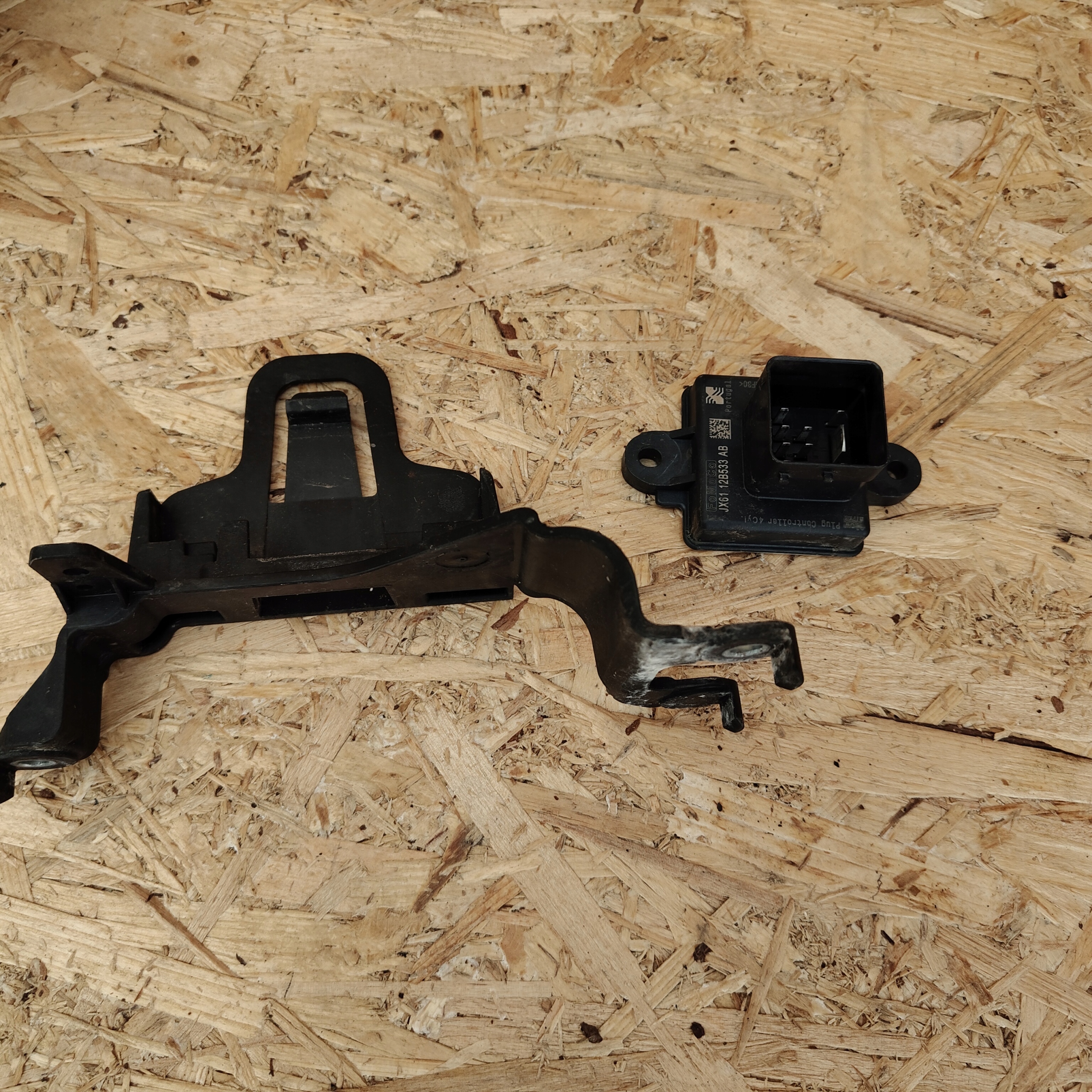 relay plugs ZAROWYCH FORD CUSTOM MK8 LIFT