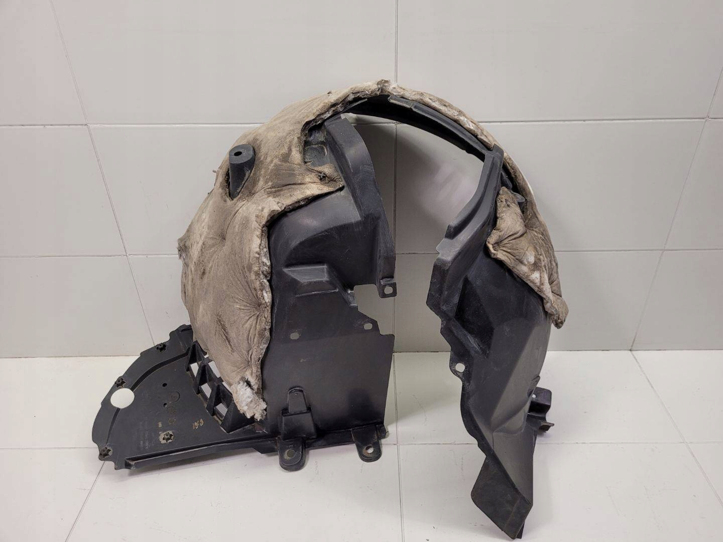 mudguard front right side Renault Kadjar 2018 638407978R