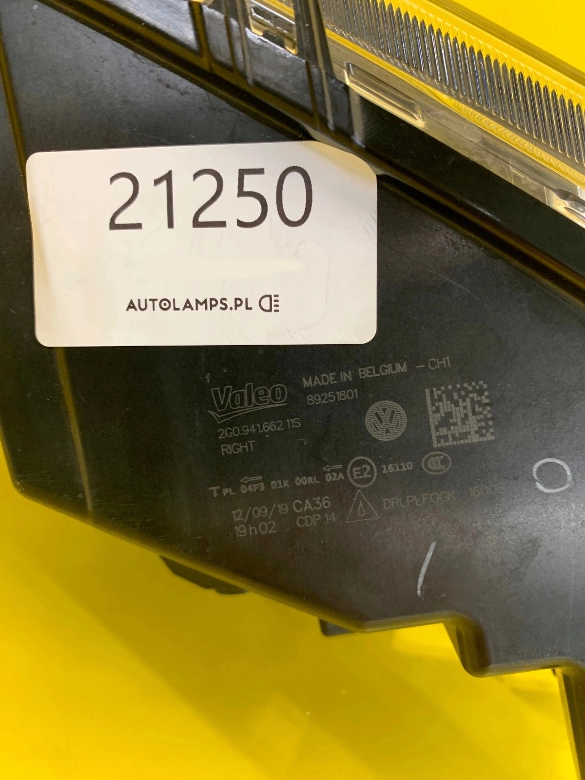 Licht rechts Nebelscheinwerfer VW Polo VI 6 2G0941662