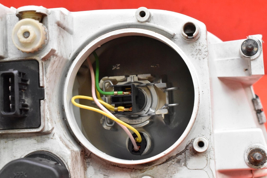 REFLEKTOR left light front EU 301-155269 VOLVO V40 1 and LIFT 00-02