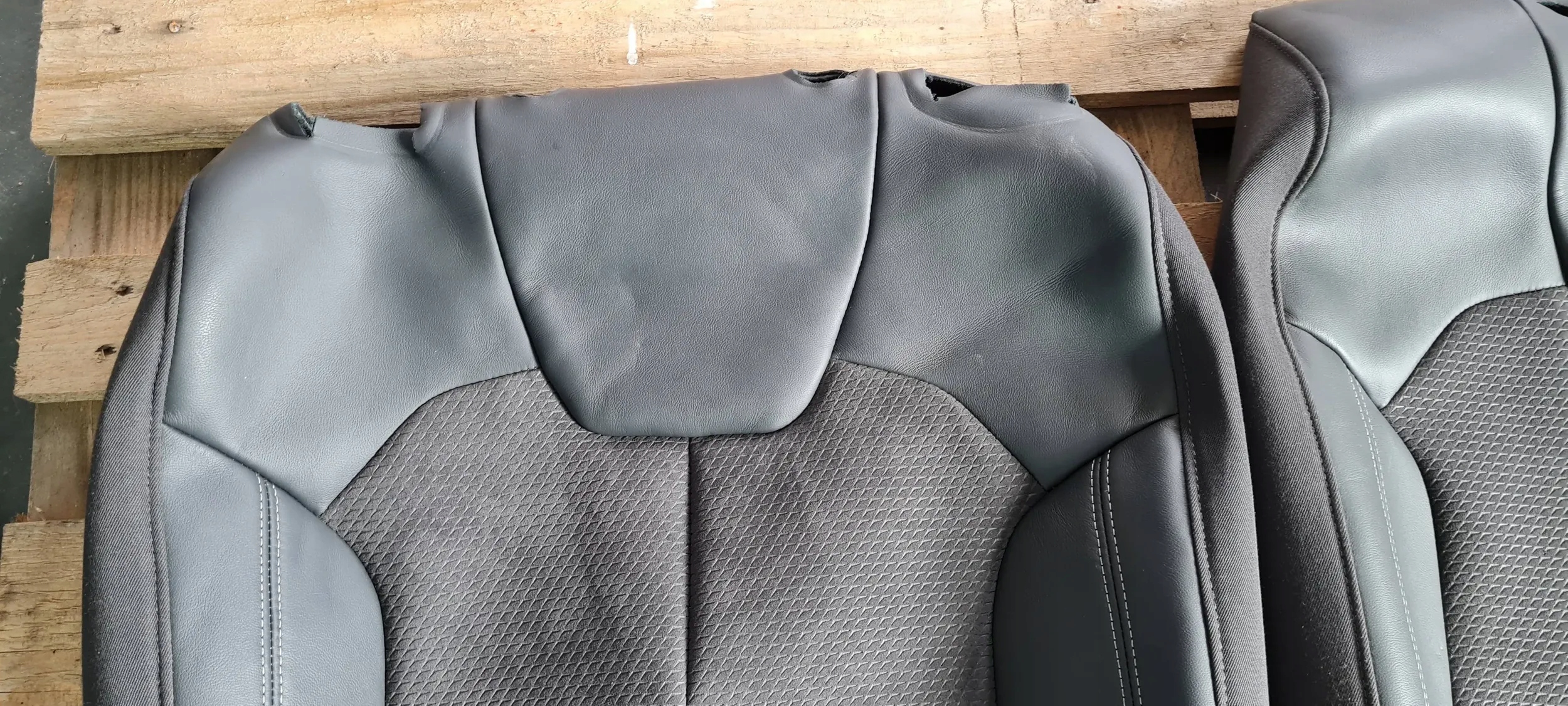 Q5 80A BLENDE ABDECKUNG SITZ KANAPY HECK FSB SPORT SLINE LEDER MATERIAL SITZ