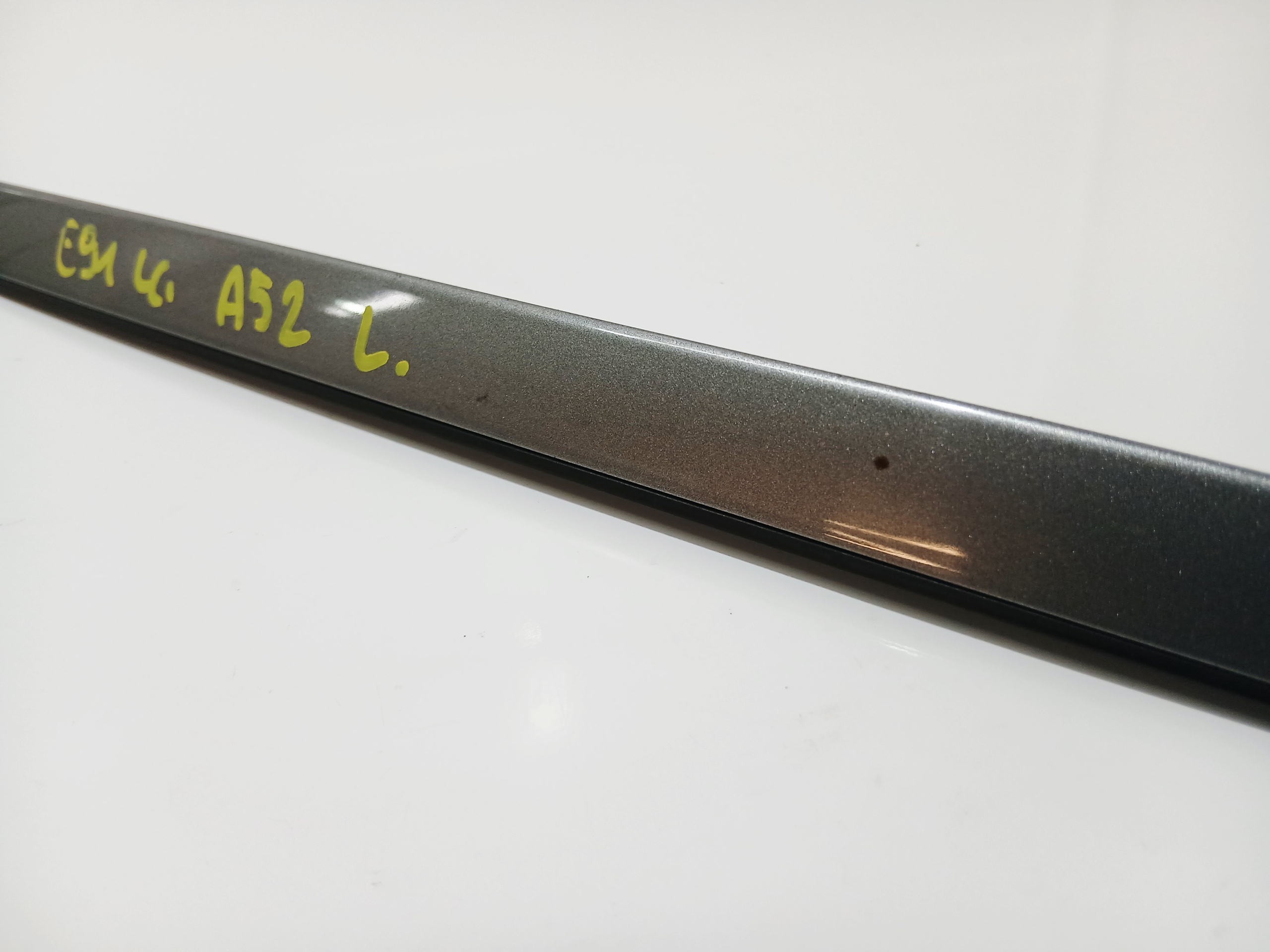 moulding windows CZOLOWEJ left BMW E91 LIFT A52