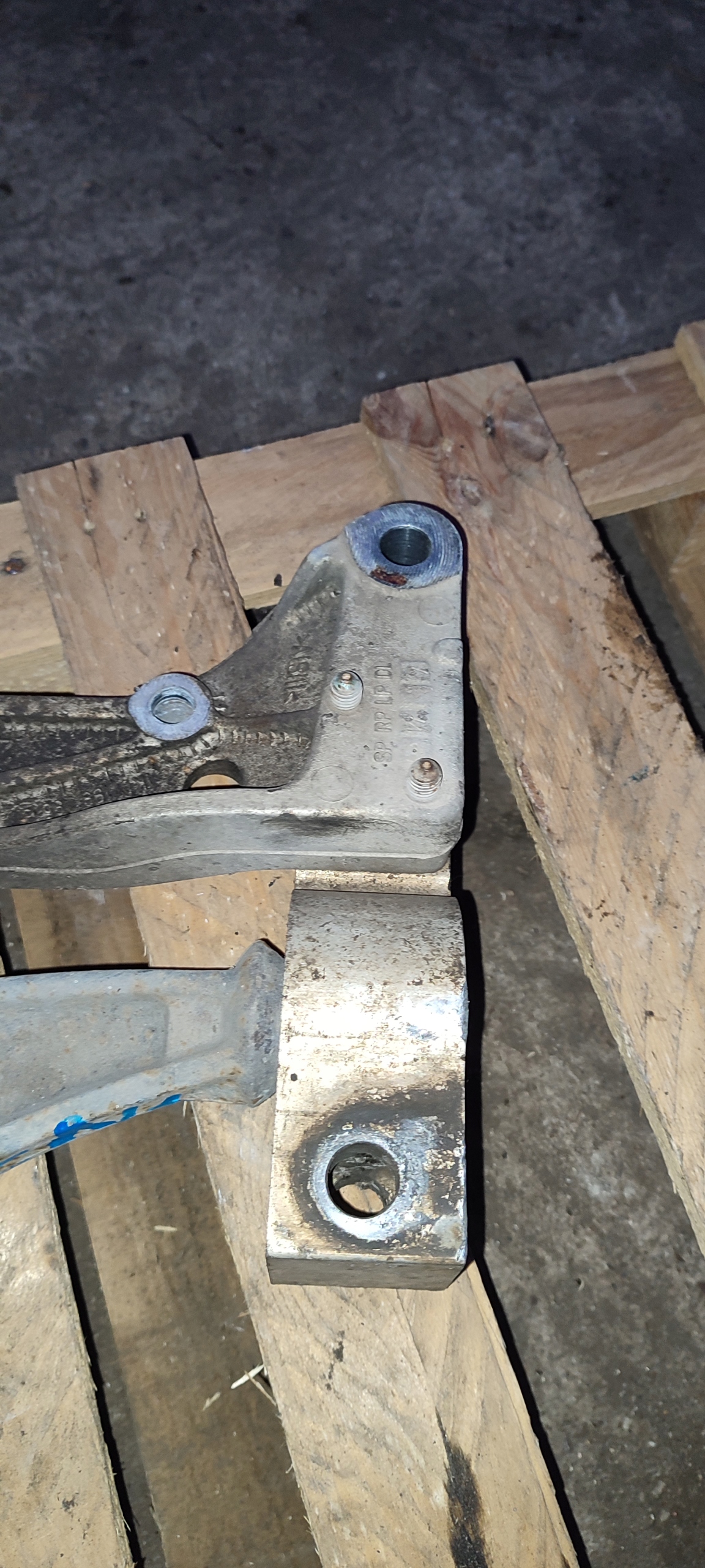arm front left AUDI VOLKSWAGEN SEAT SKODA 1K0407153G