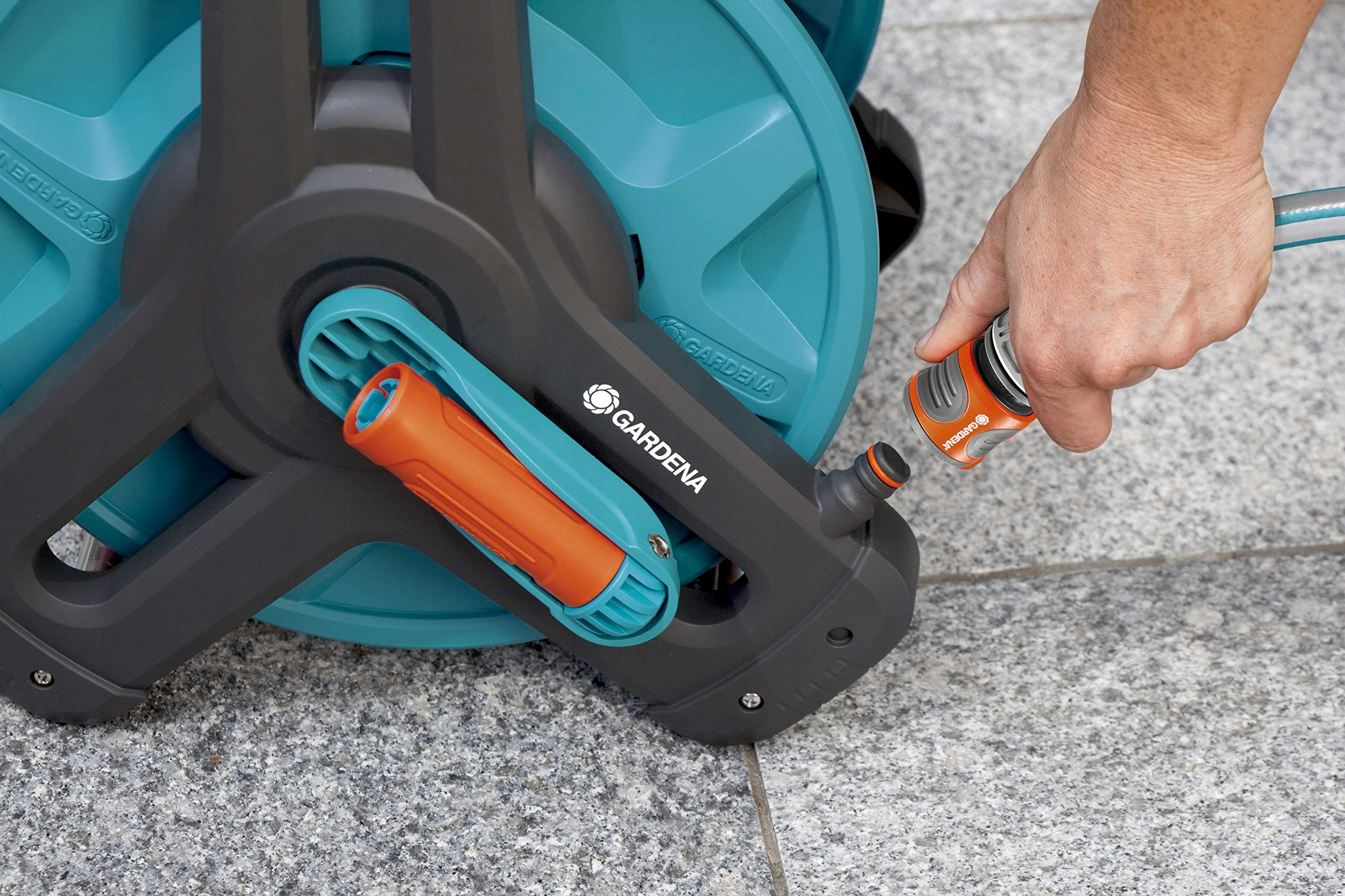 GARDENA Classic Bęben Na Wąż Ogrodowy 50m Kompaktowy Z Zatrzymaniem Kapania — miniatura 5