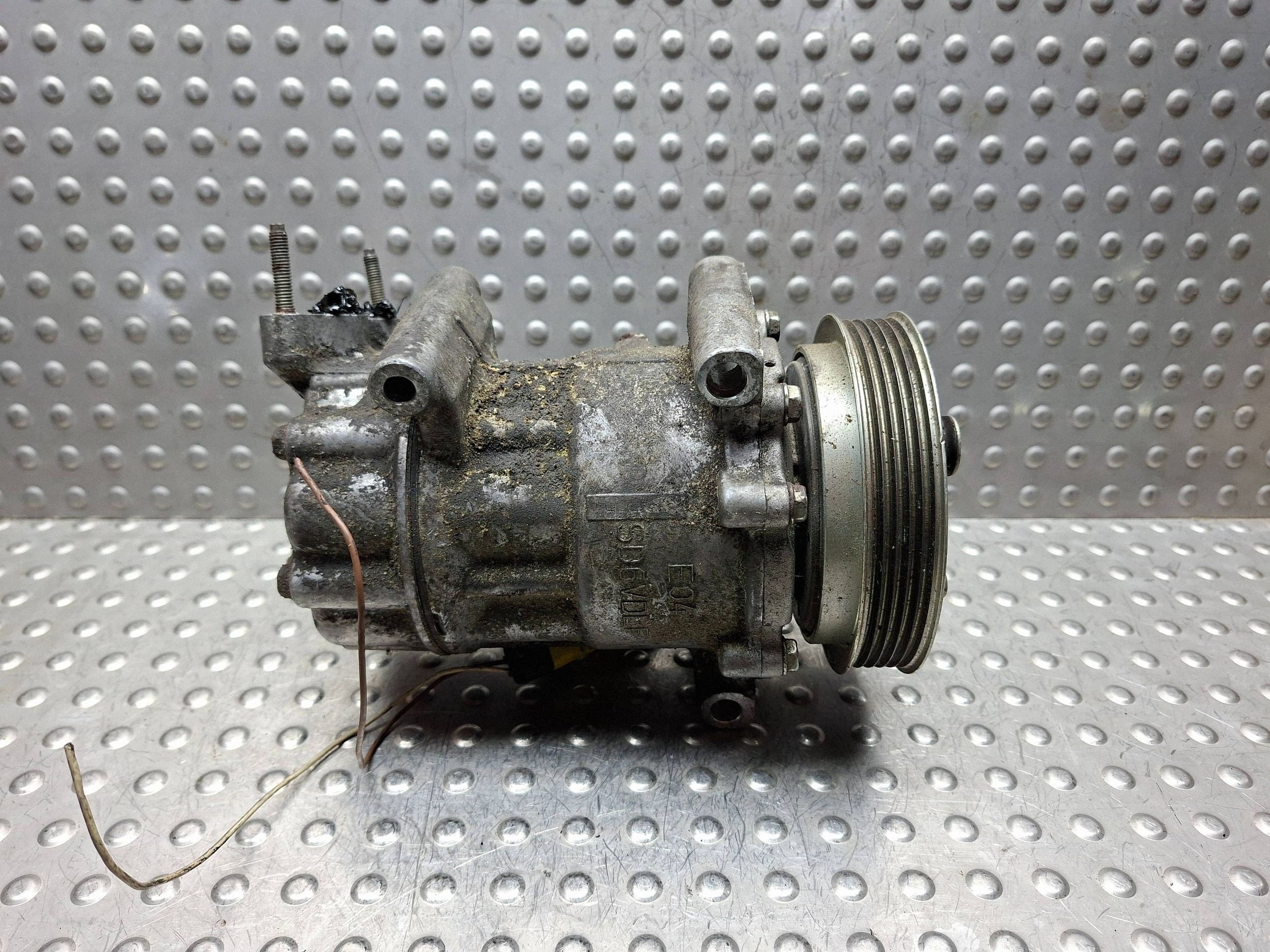 kompresor klimatizácii MINI COOPER R56 06- 1.6 D 9213175