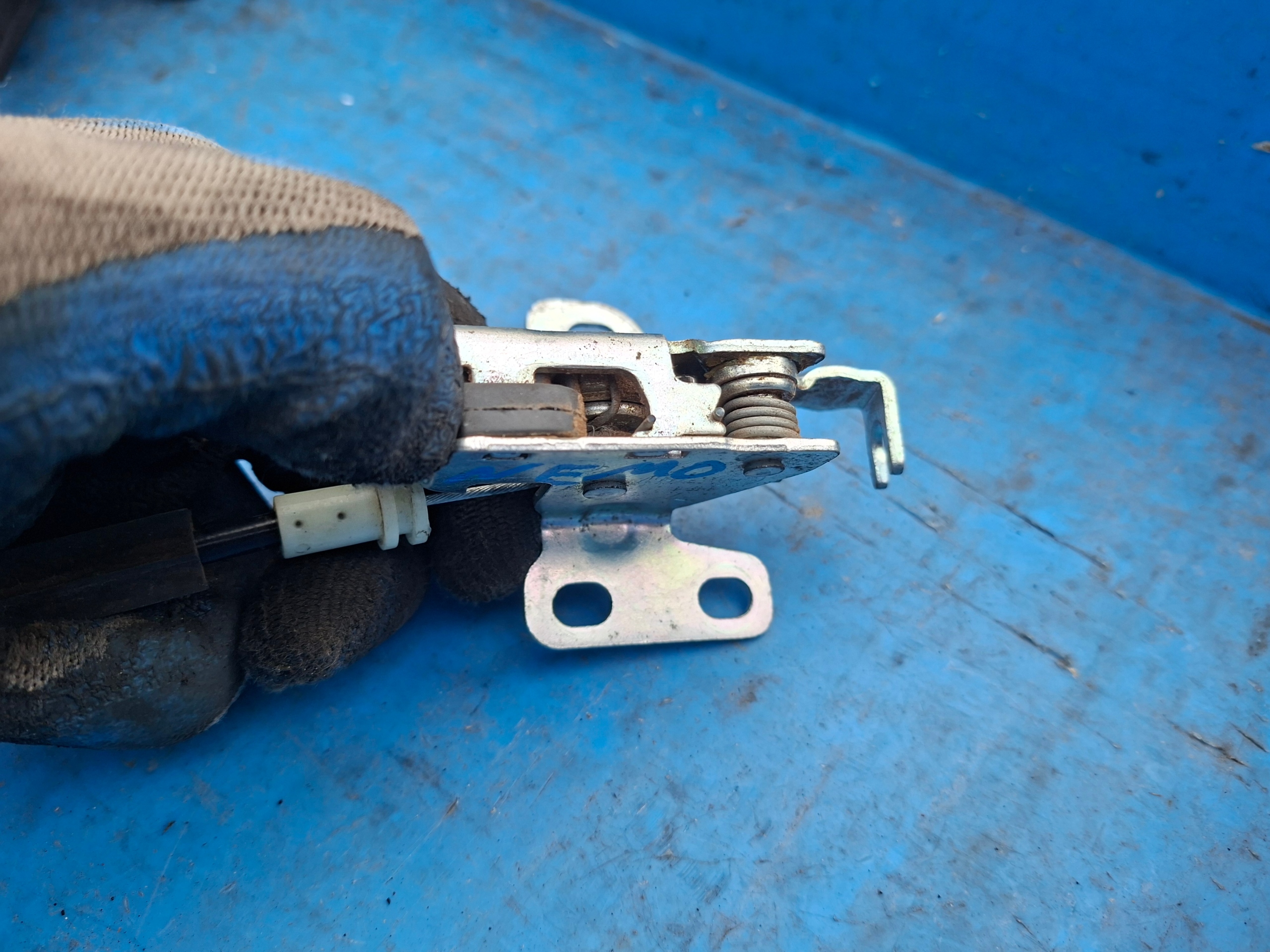 lock door Citroen Nemo A997