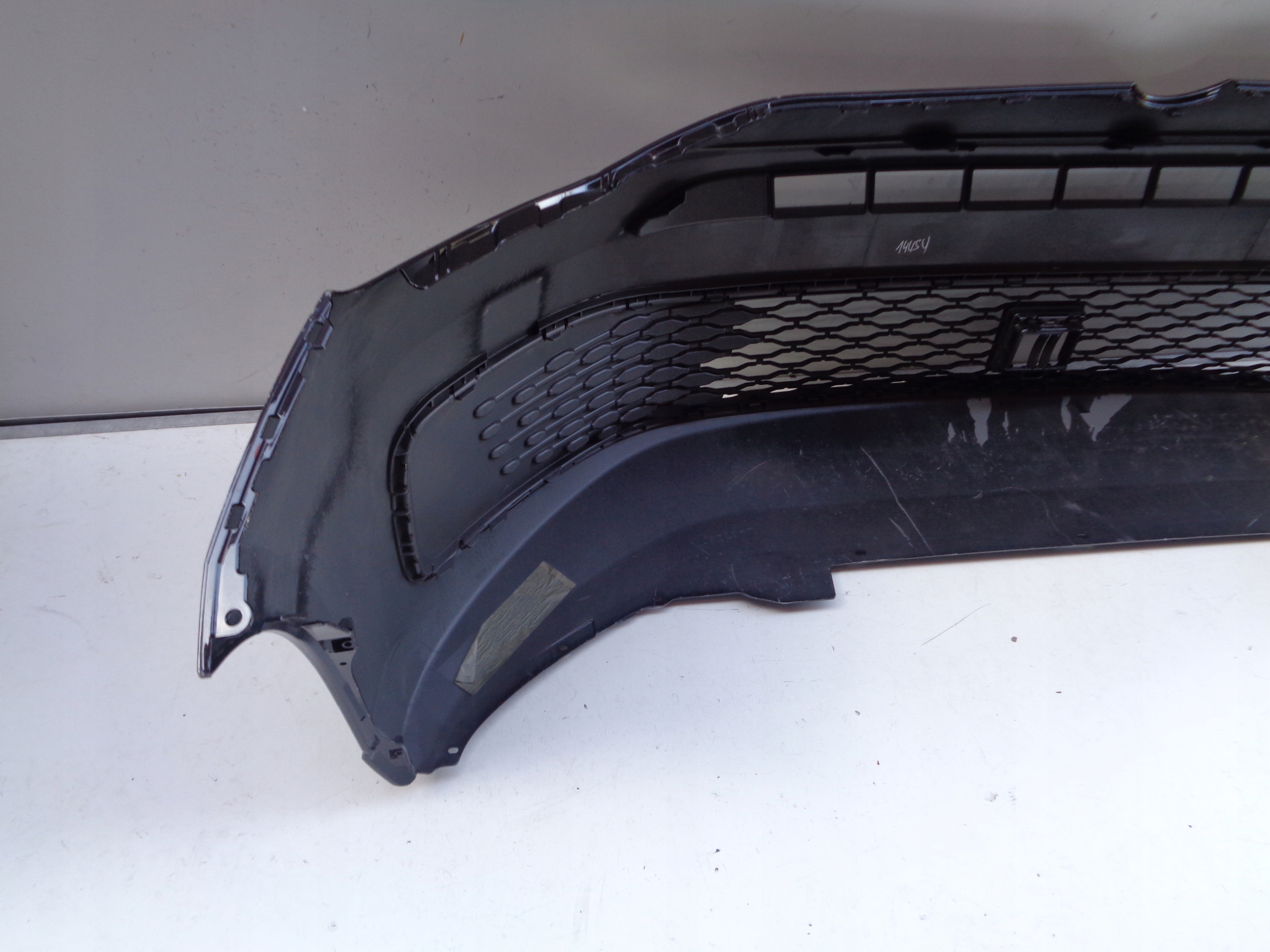 front bumper VW CADDY 2K 2K7 20- NR 28936