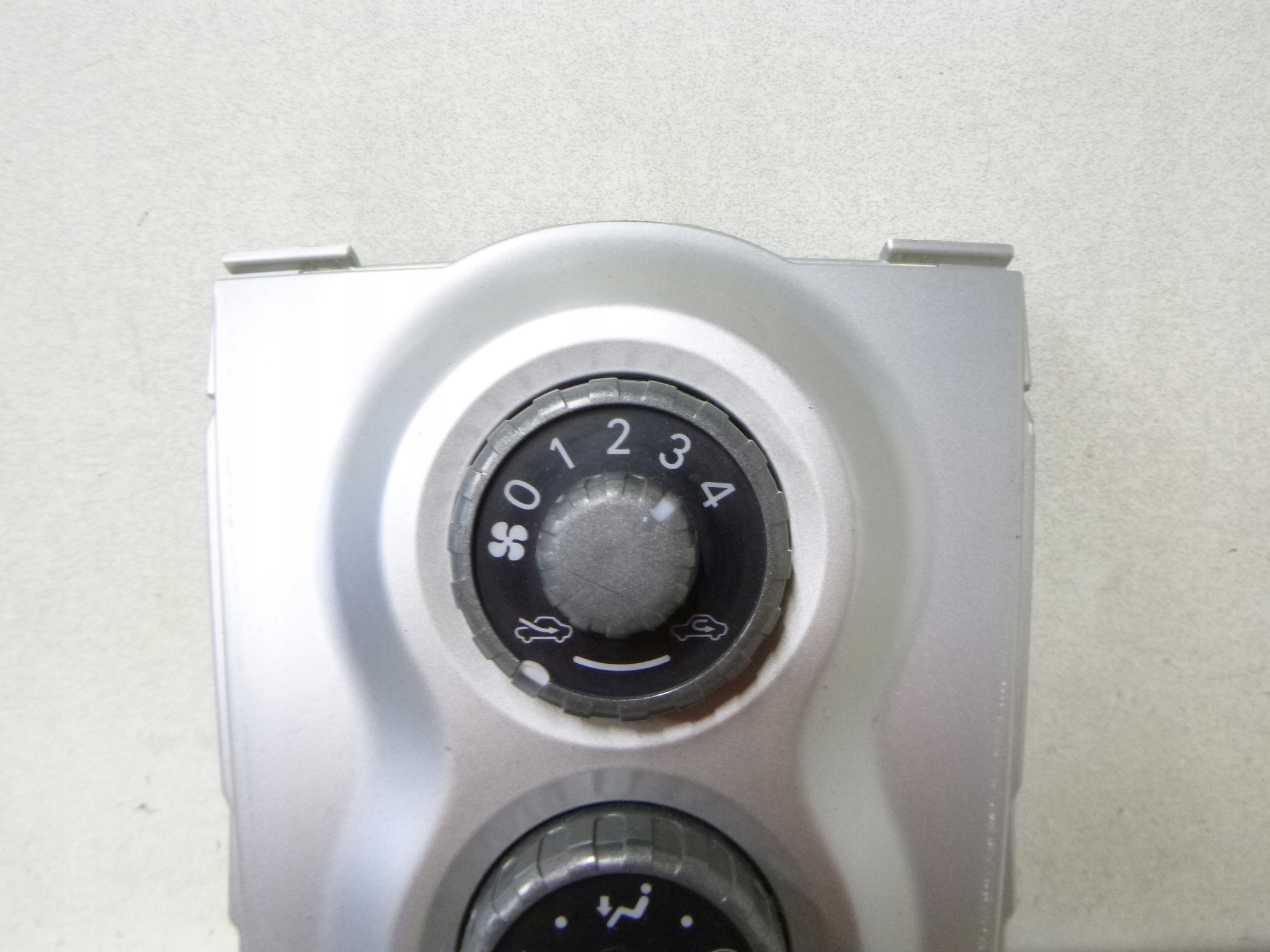 Unite commande clima Bouches buses Toyota Yaris II 1.0 2007r.