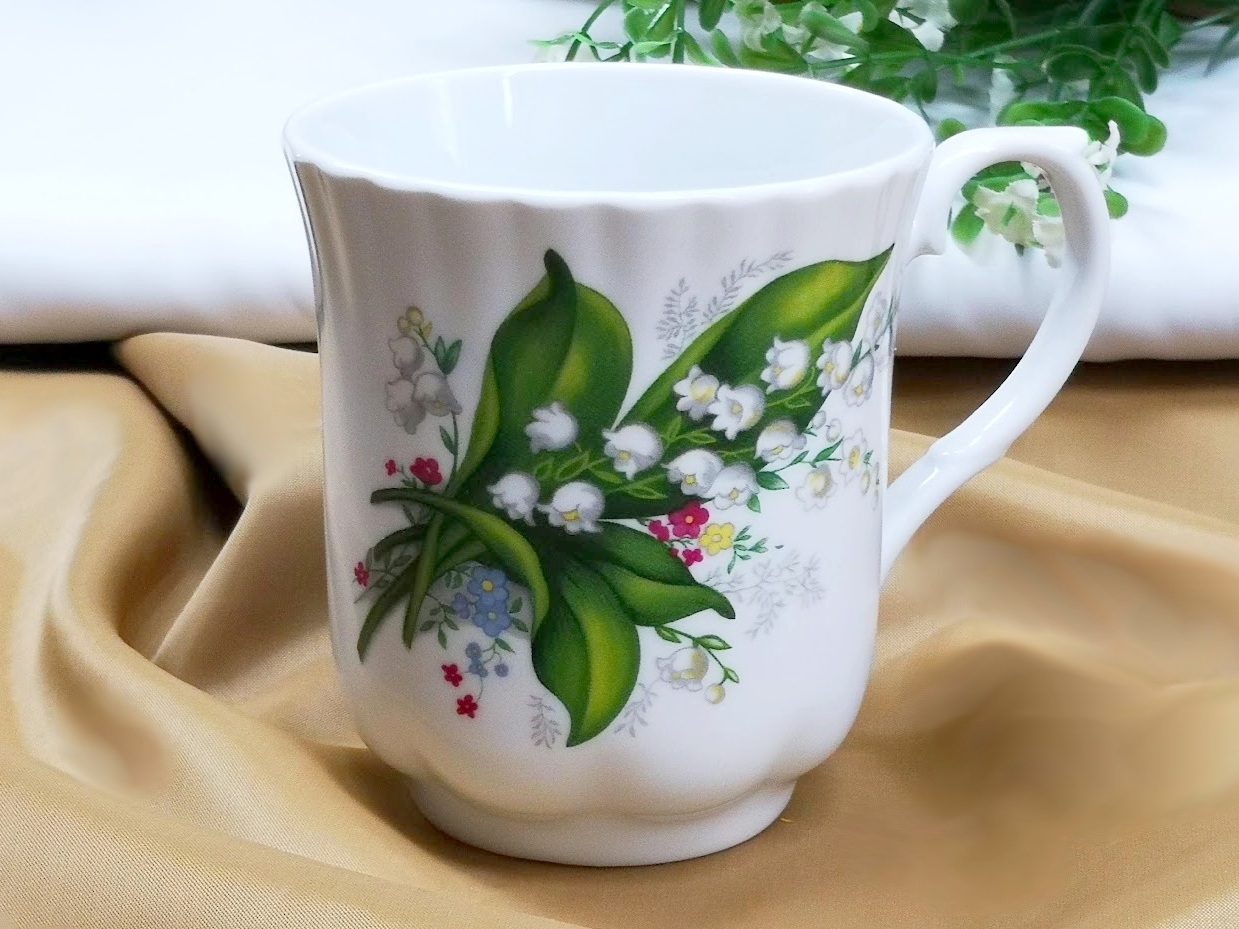 800 KUBEK 300 ml Konwalia IWONA CHODZIEŻ MALCER Pojemność 300 ml