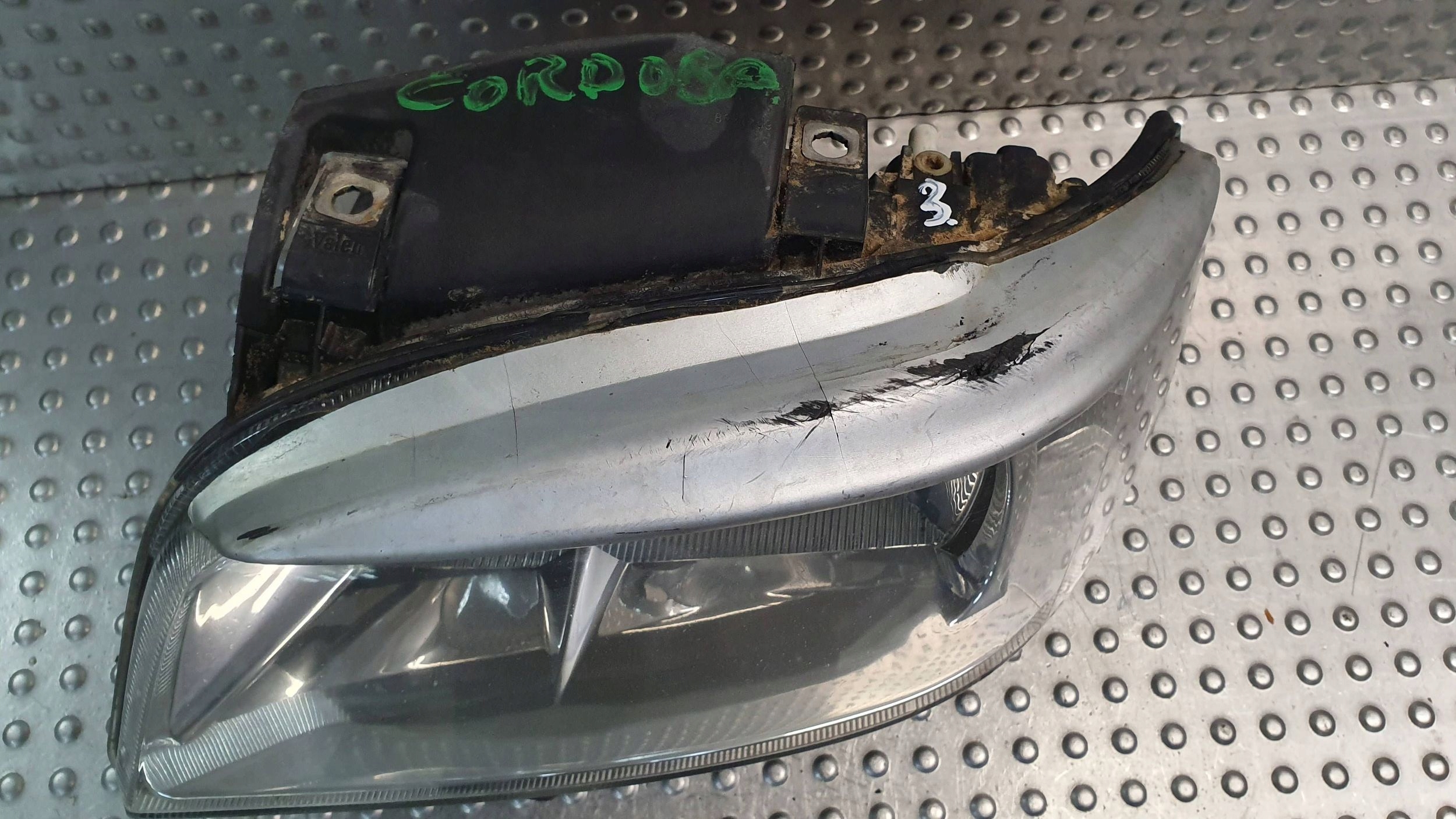 light front left SEAT IBIZA II LIFT 99