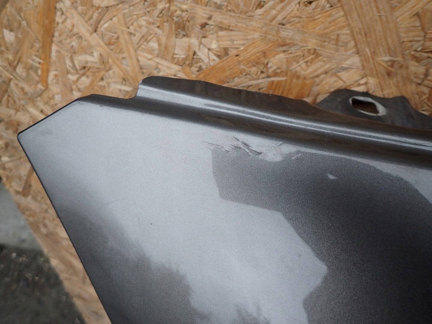 fender left front front MERCEDES E KLASA 212