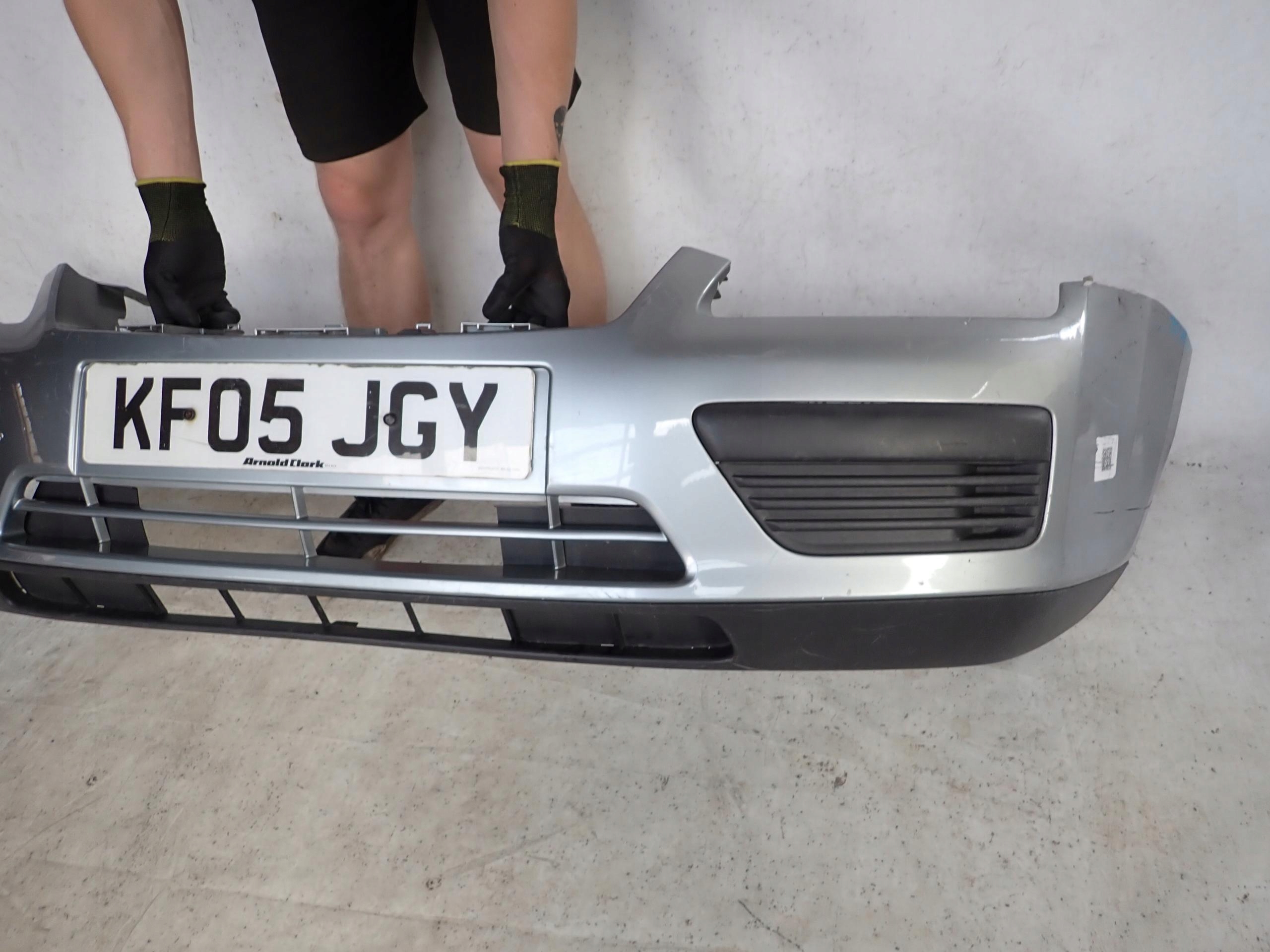 FORD FOCUS II MK2 04- bumper front front