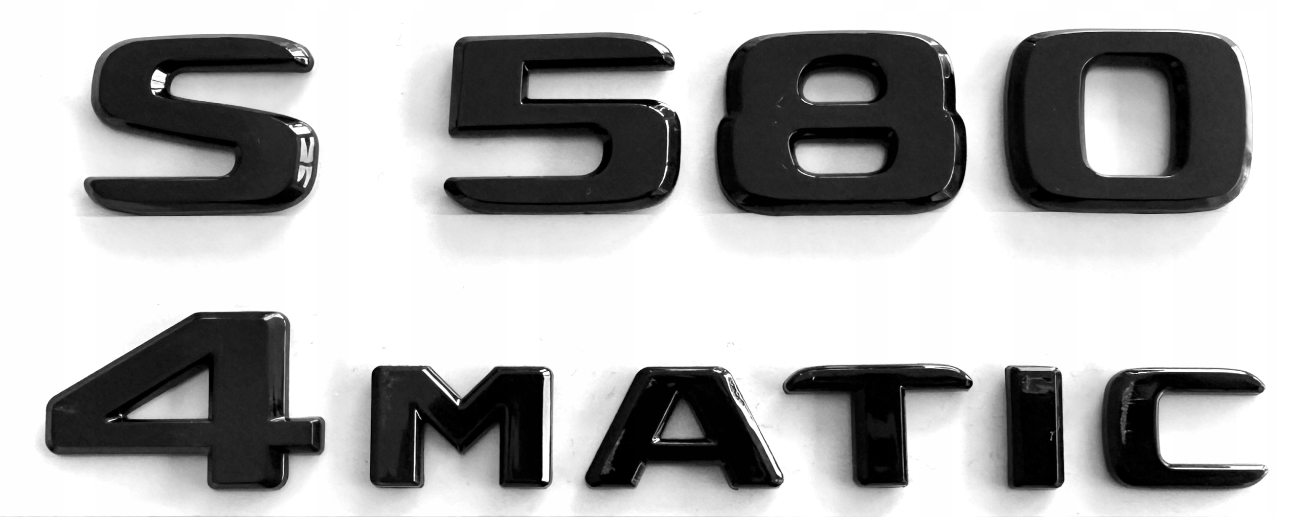 Mercedes S580 S 580 4MATIC emblém znak logo, čierne písmo