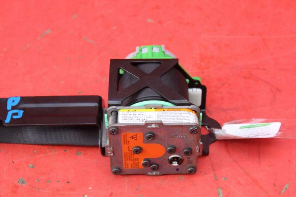 tension belt safety right front 8492051K00 SUZUKI SPLASH 08-12