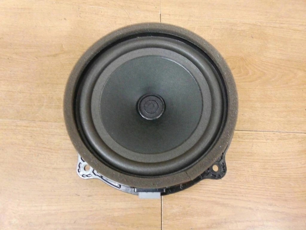 Kia Stinger speaker 96330-J5000
