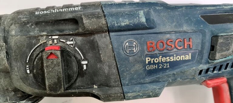 BOSCH Professional Młotowiertarka GBH 2-21 SDS Plus 3 Wiertła 6/8/10 mm — miniatura 9