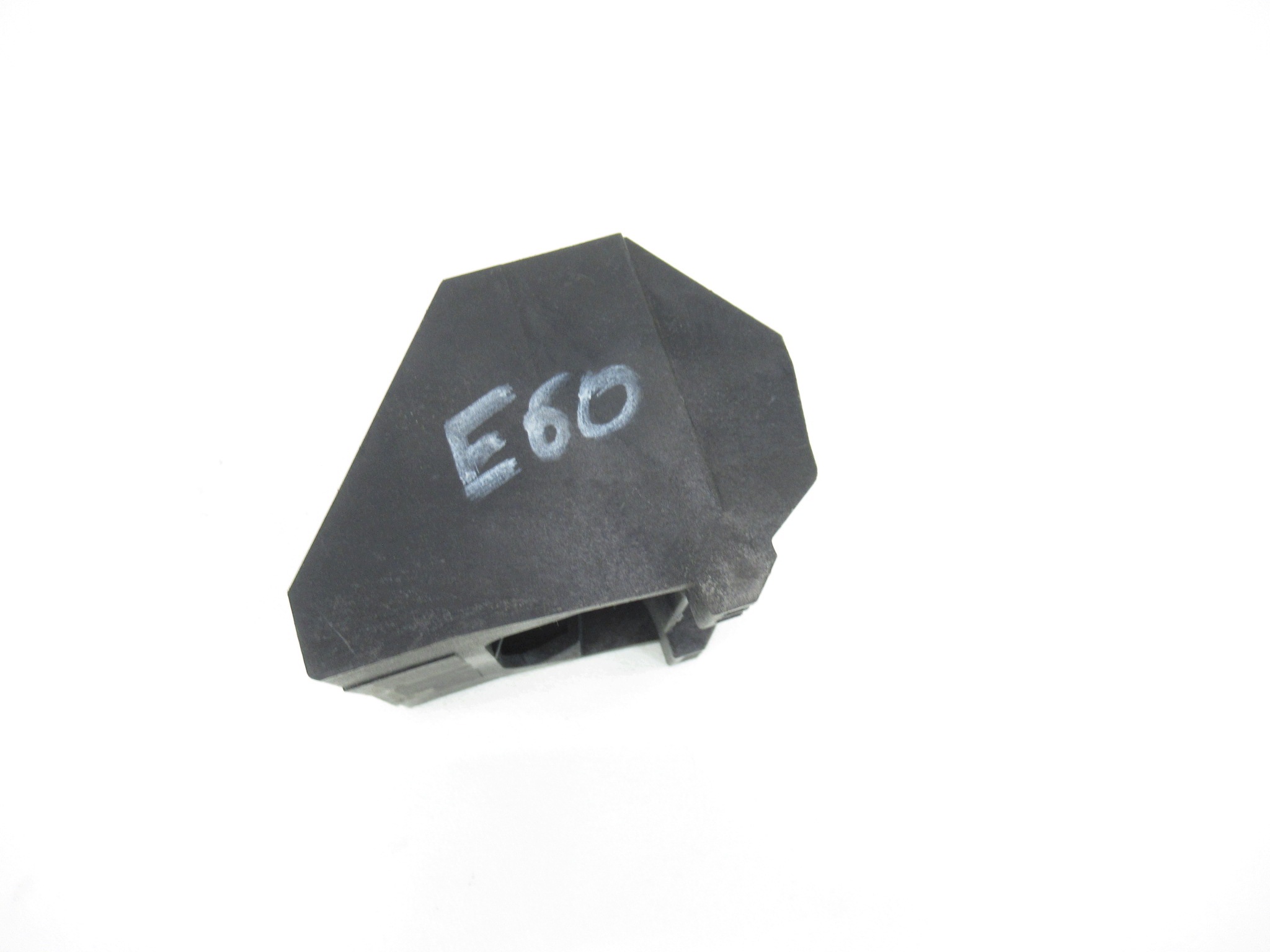 bracket holder radiator BMW e60 e61 e63 e64
