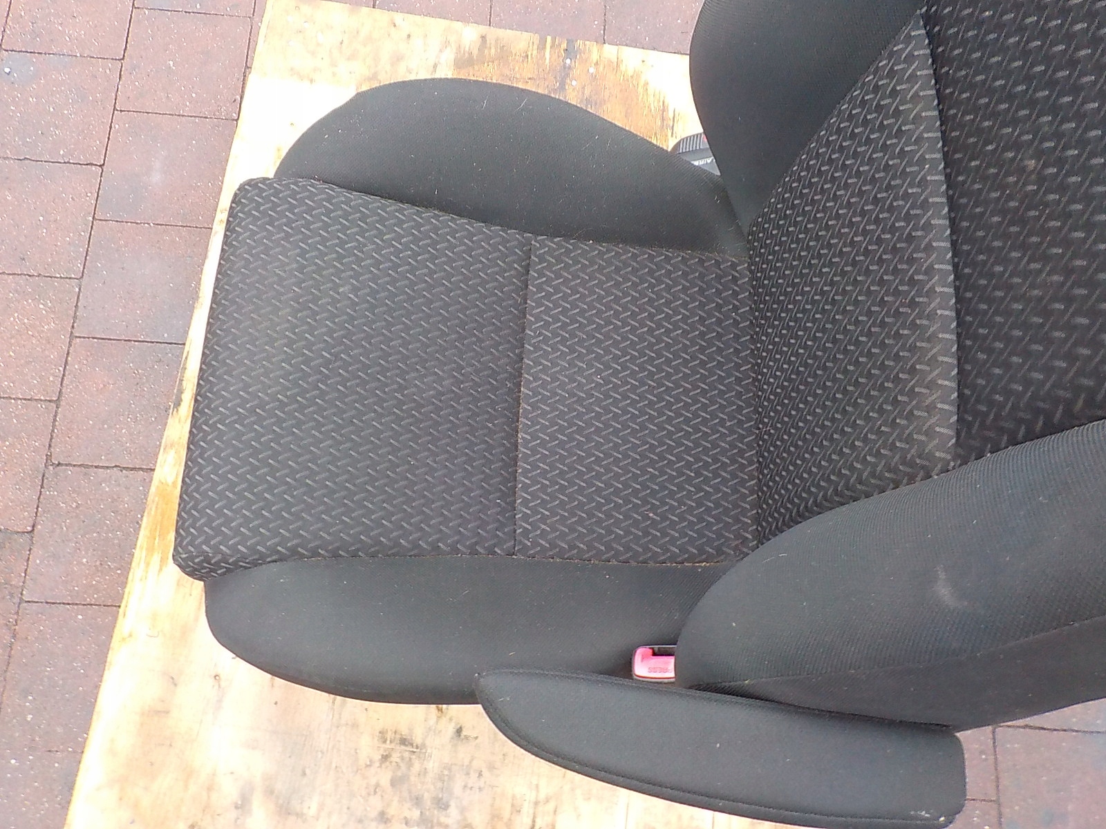 TOYOTA COROLLA VERSO II кресло правый