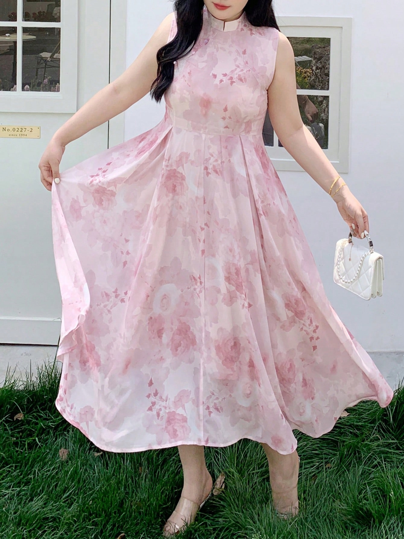 Šaty Maxi Koktejlové Šifonové S Květinami Se Stojáčkem Dazy 3XL 46