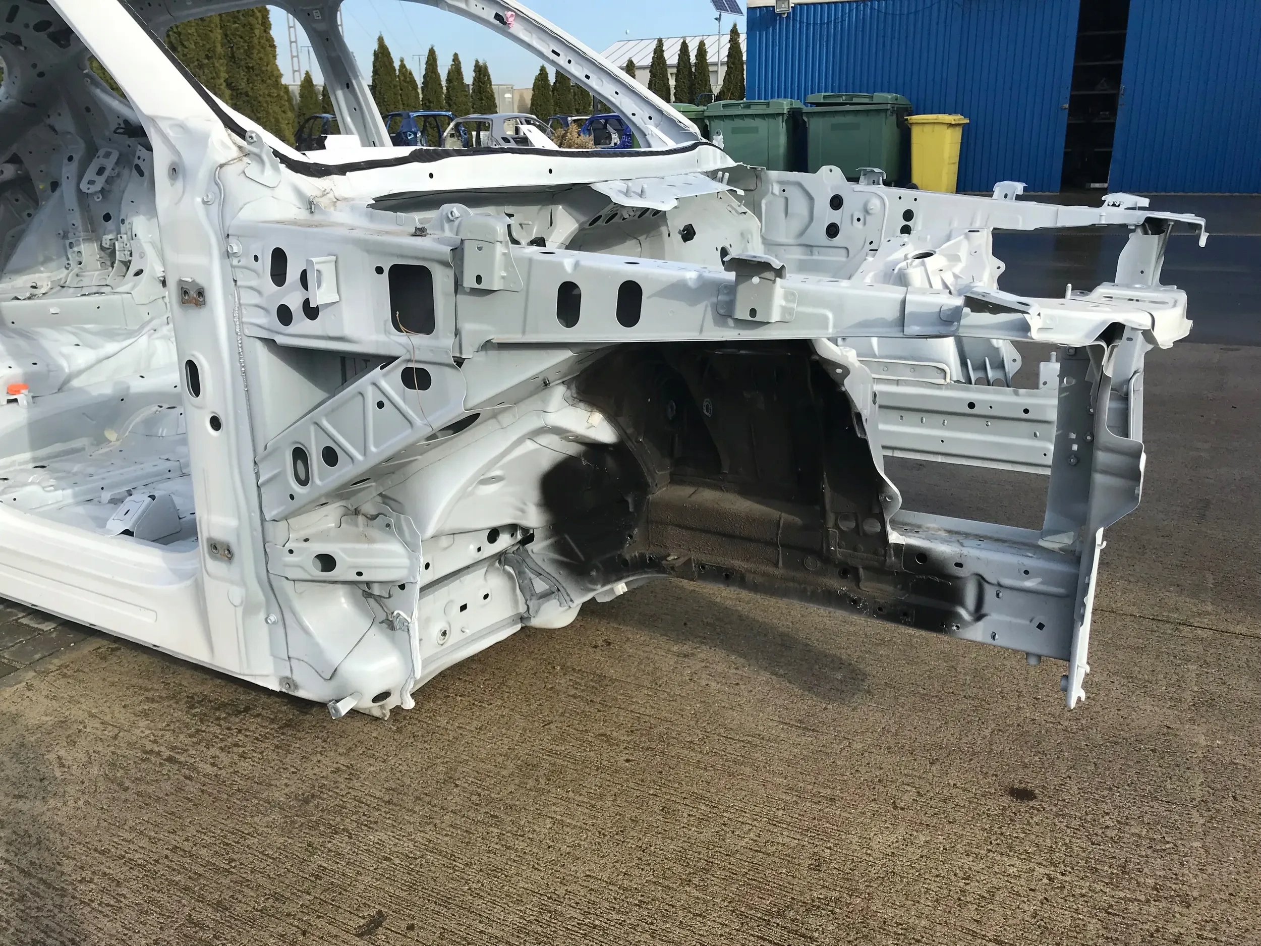 MAZDA CX-60 CX60 2023 ĆWIARTKA PODŁUŻNICA PRAWY PRZÓD PRZEDNIA Typ samochodu 4x4/SUV