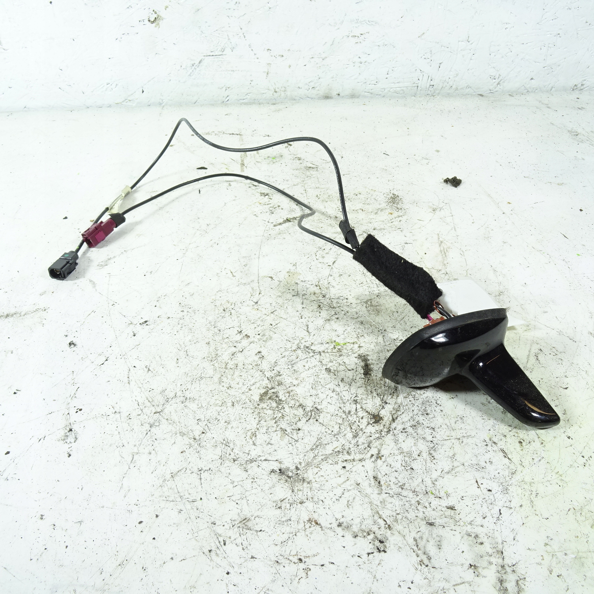 MERCEDES S420 W221 antenna