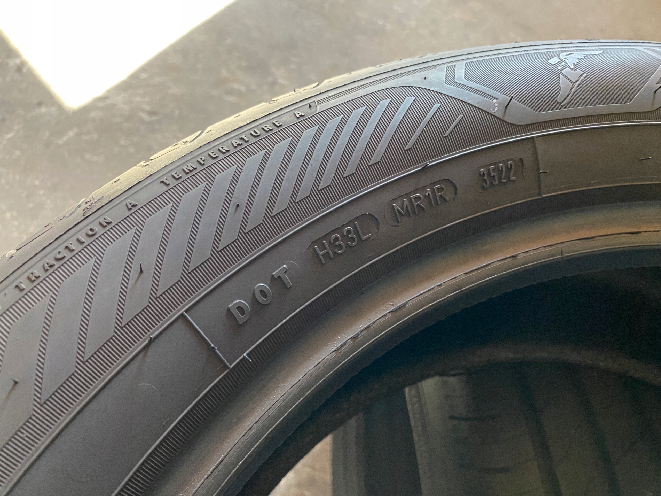 2 tyres summer 235/55R18 Goodyear EfficientGrip 2 SUV as new 8mm