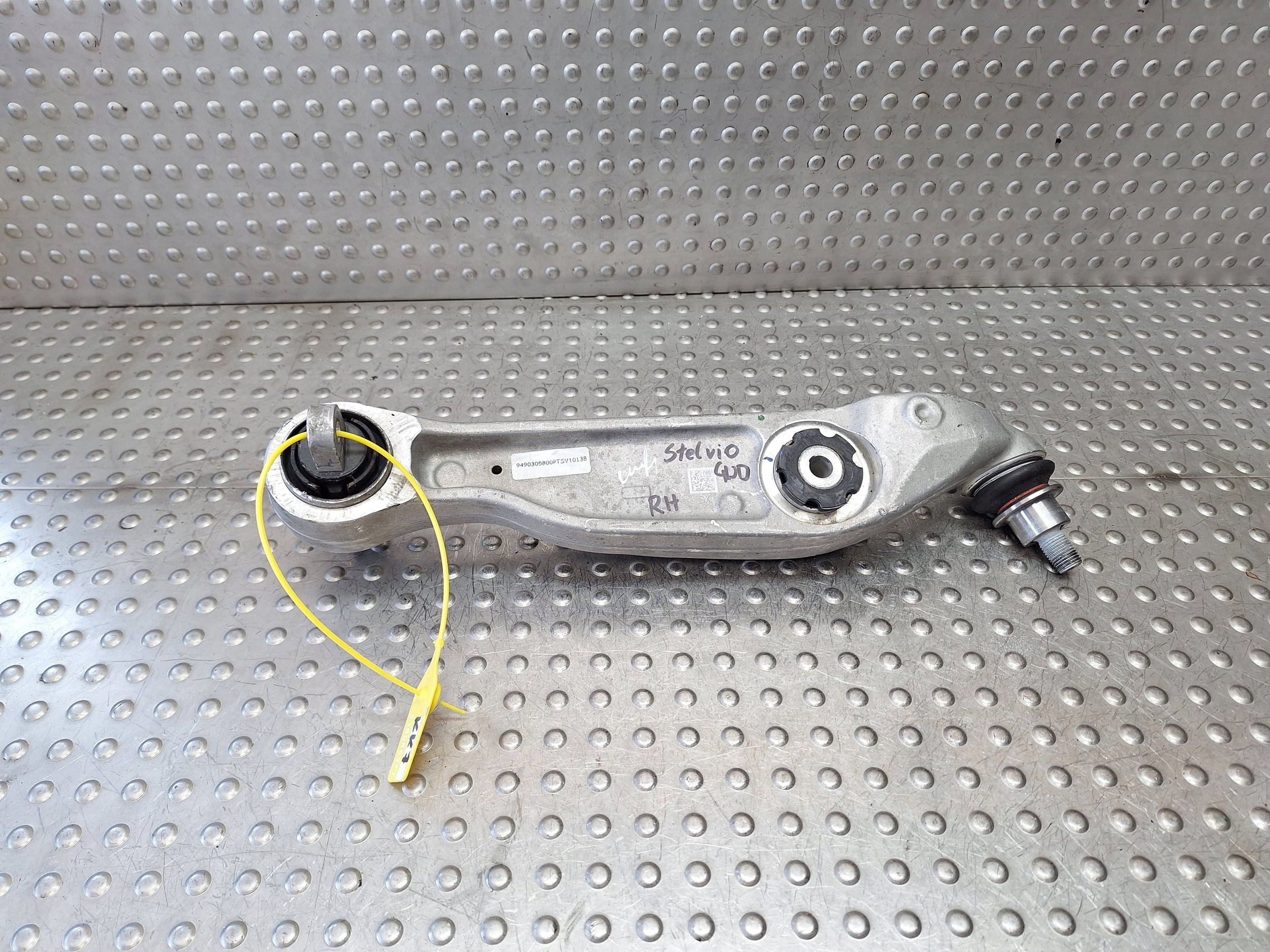 arm right front ALFA ROMEO STELVIO Q4 K2052-02